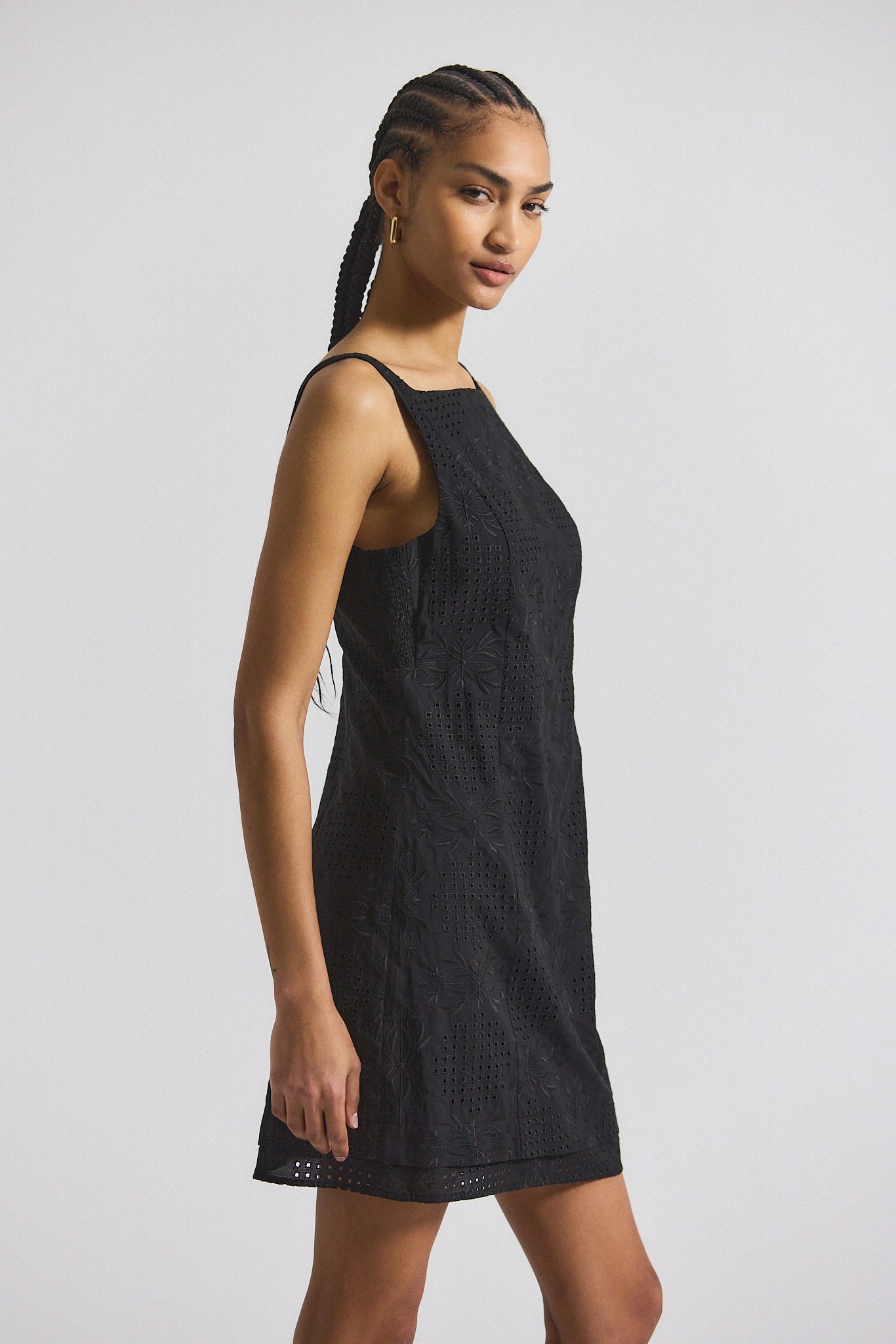 SAIGE GARDEN TILE EYELET MINI DRESS - 2