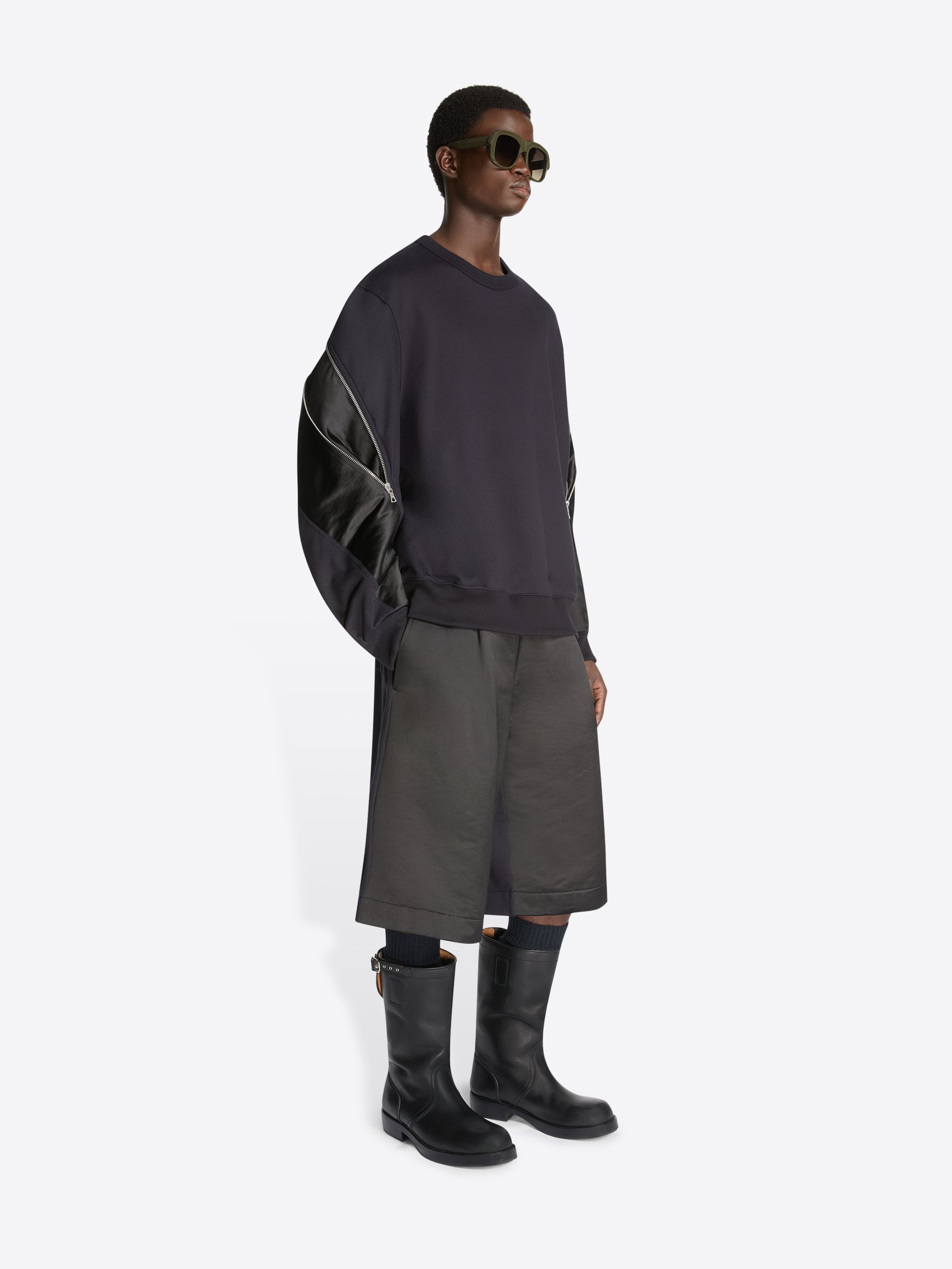 CONTRAST SWEAT SHORTS - 3