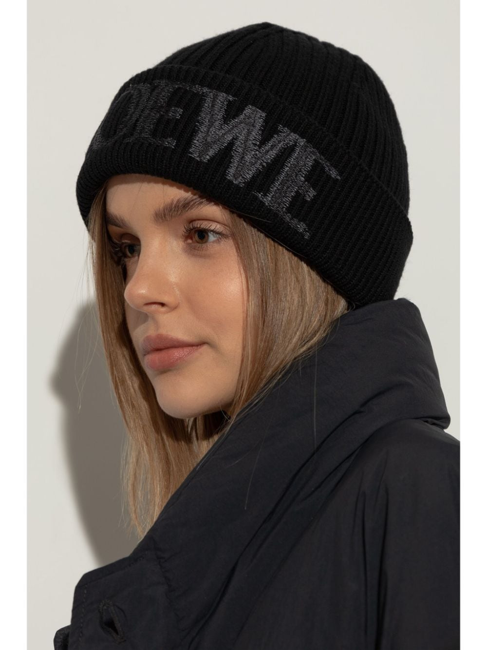 Loewe Women Logo Wool Beanie - 3