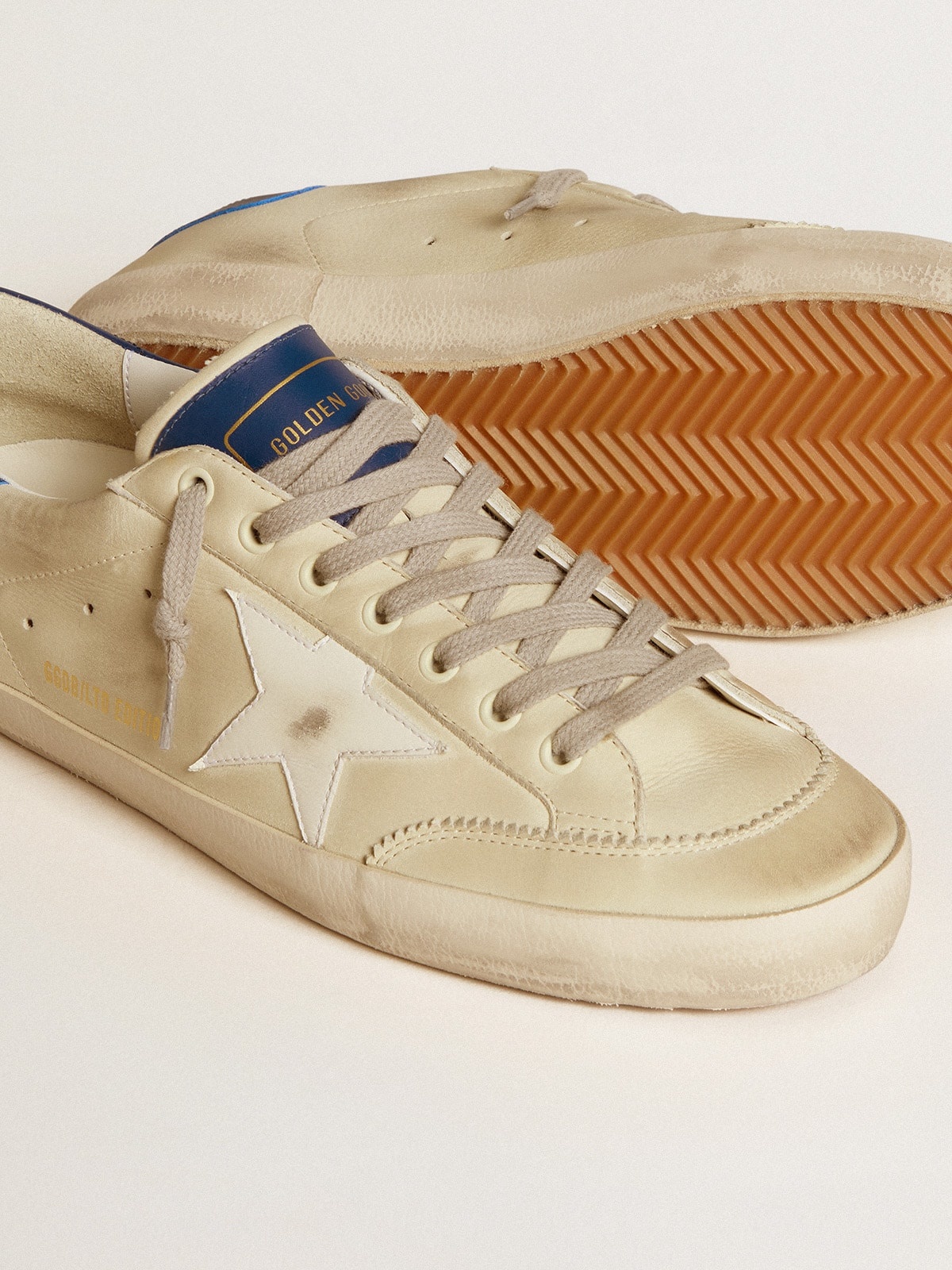 Super-Star LTD in nubuck with white leather star and blue heel tab - 4