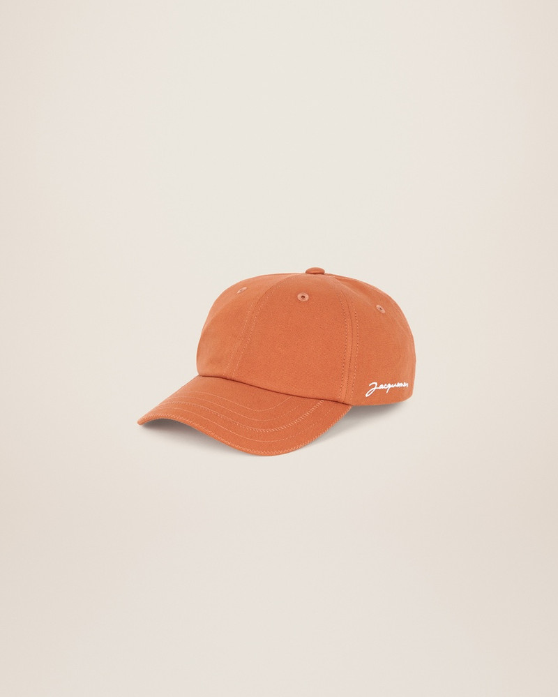 La casquette Jacquemus 1