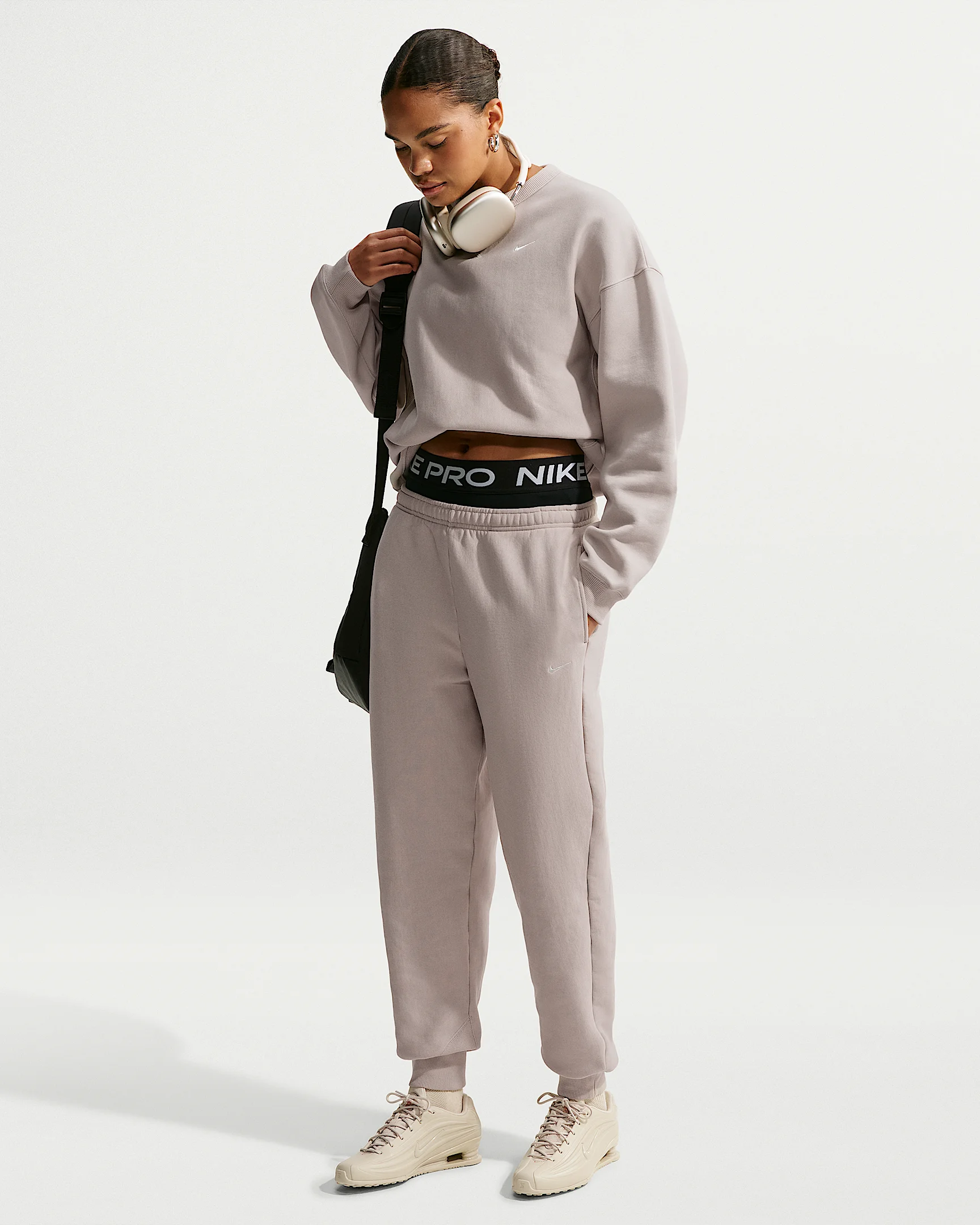 Nike Studio Fleece Heavyweight Women's Oversized High-Rise Joggers - 1