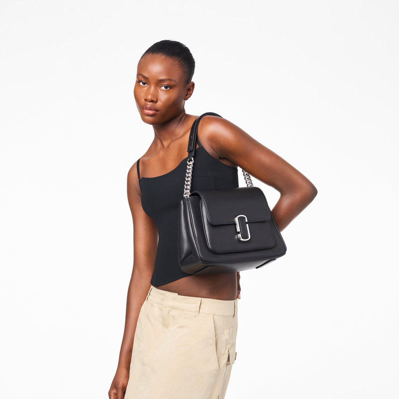 Marc Jacobs THE J MARC CHAIN SATCHEL outlook