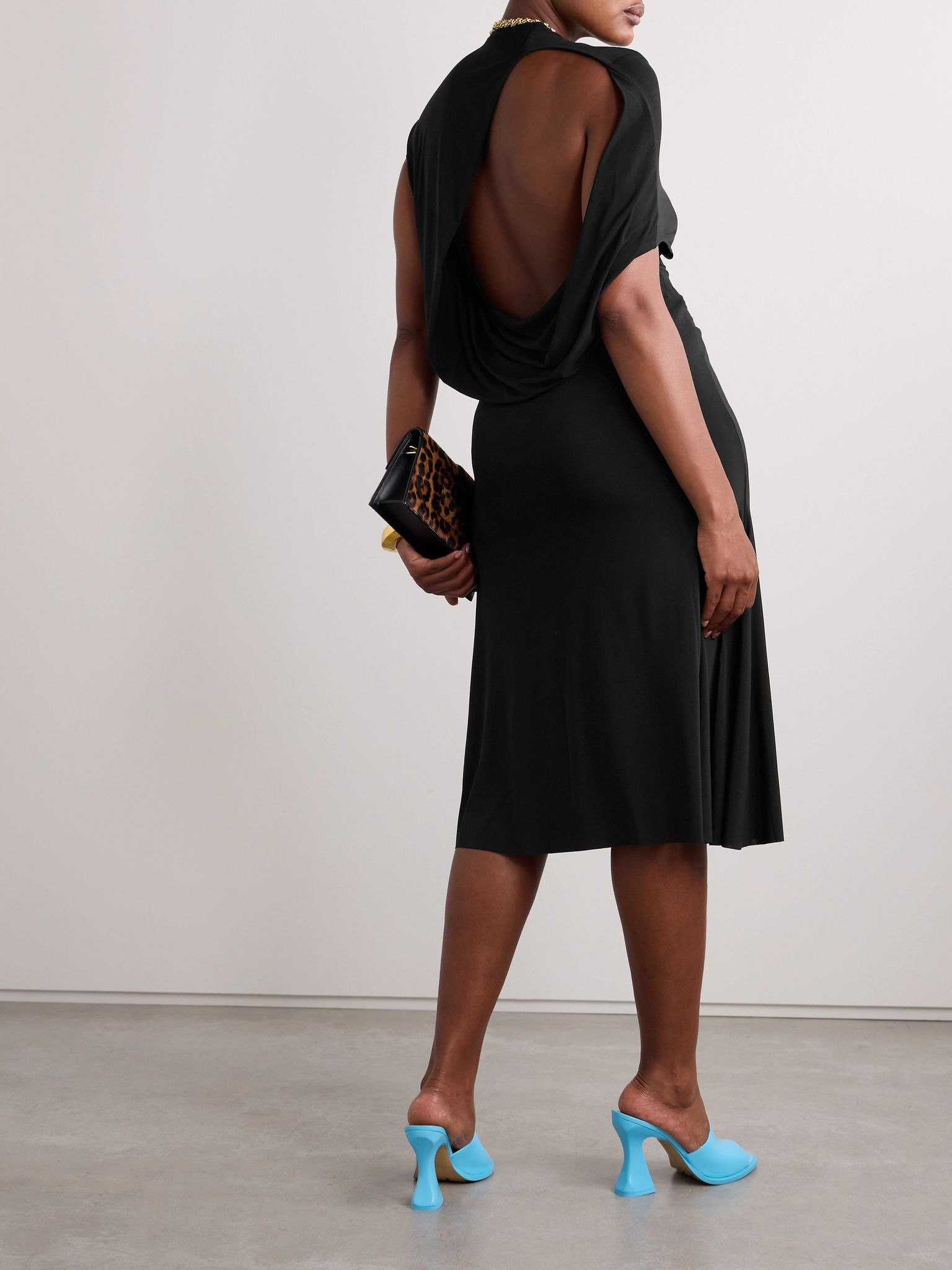La Robe Salerno asymmetric open-back stretch-jersey midi dress Black - 3
