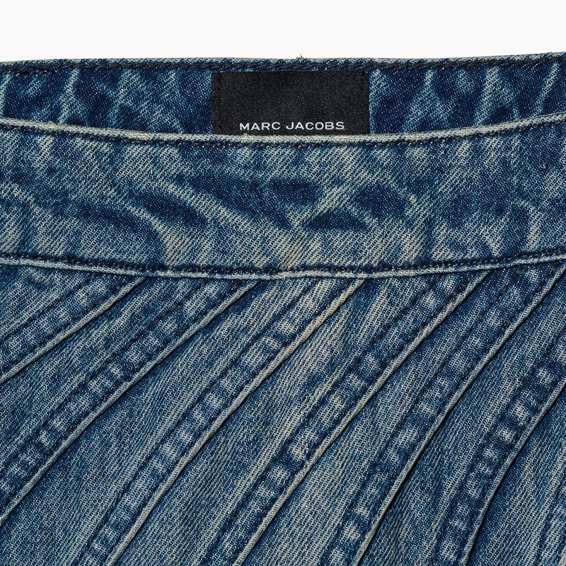 THE WAVE DENIM SKIRT 5