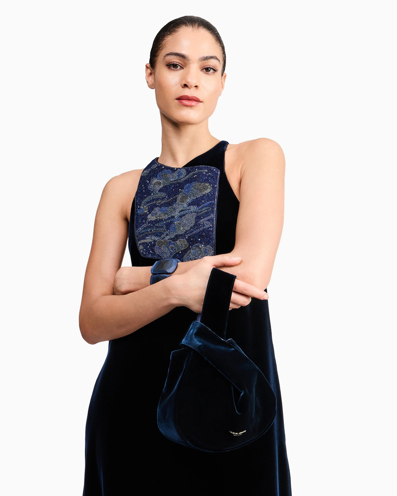 SCULPTURAL VELVET HANDBAG WITH KNOTTED HANDLE 6