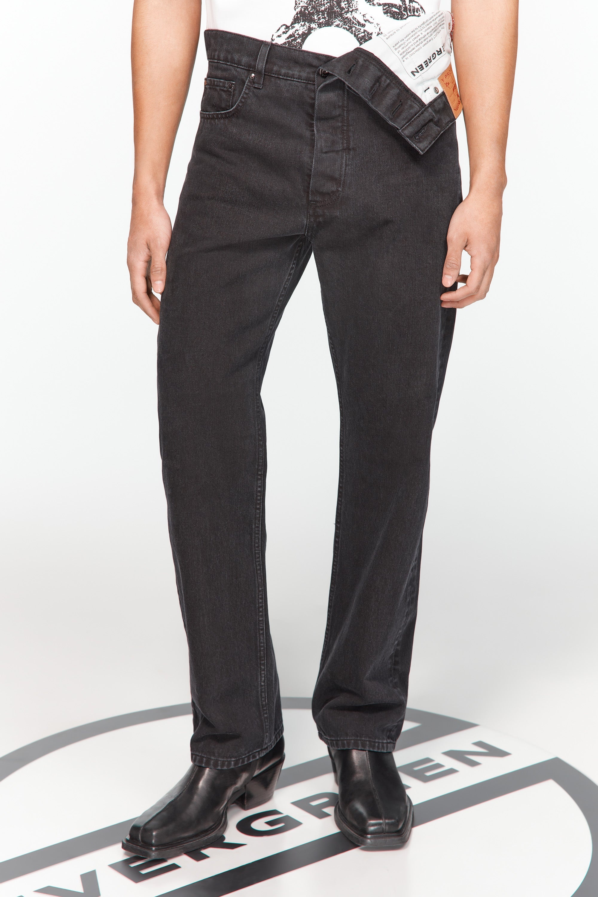 Evergreen Asymmetric Waist Jeans - 6