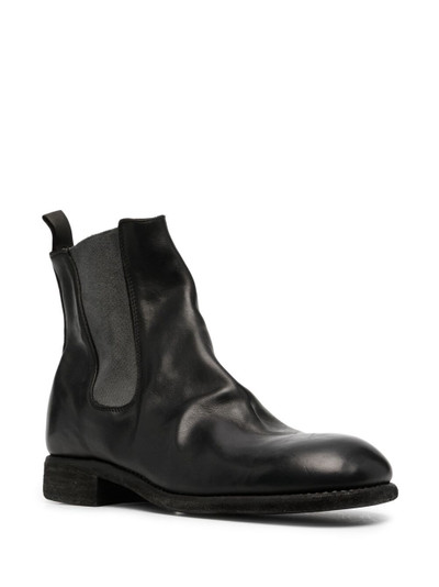 Guidi distressed Chelsea boots outlook