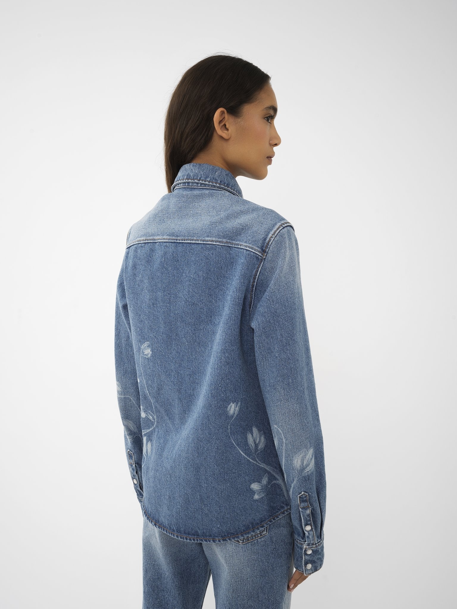 CLASSIC DENIM SHIRT - 5