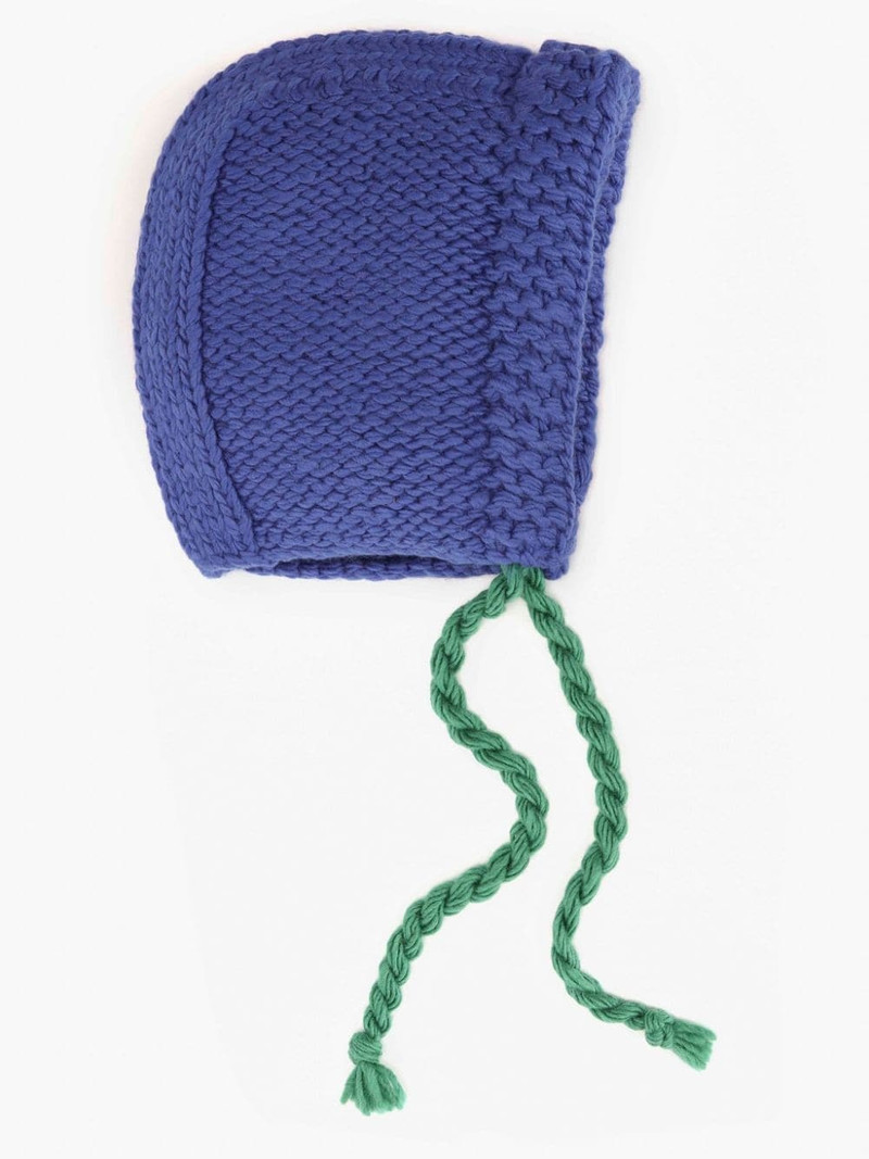 KNITTED HOOD 1
