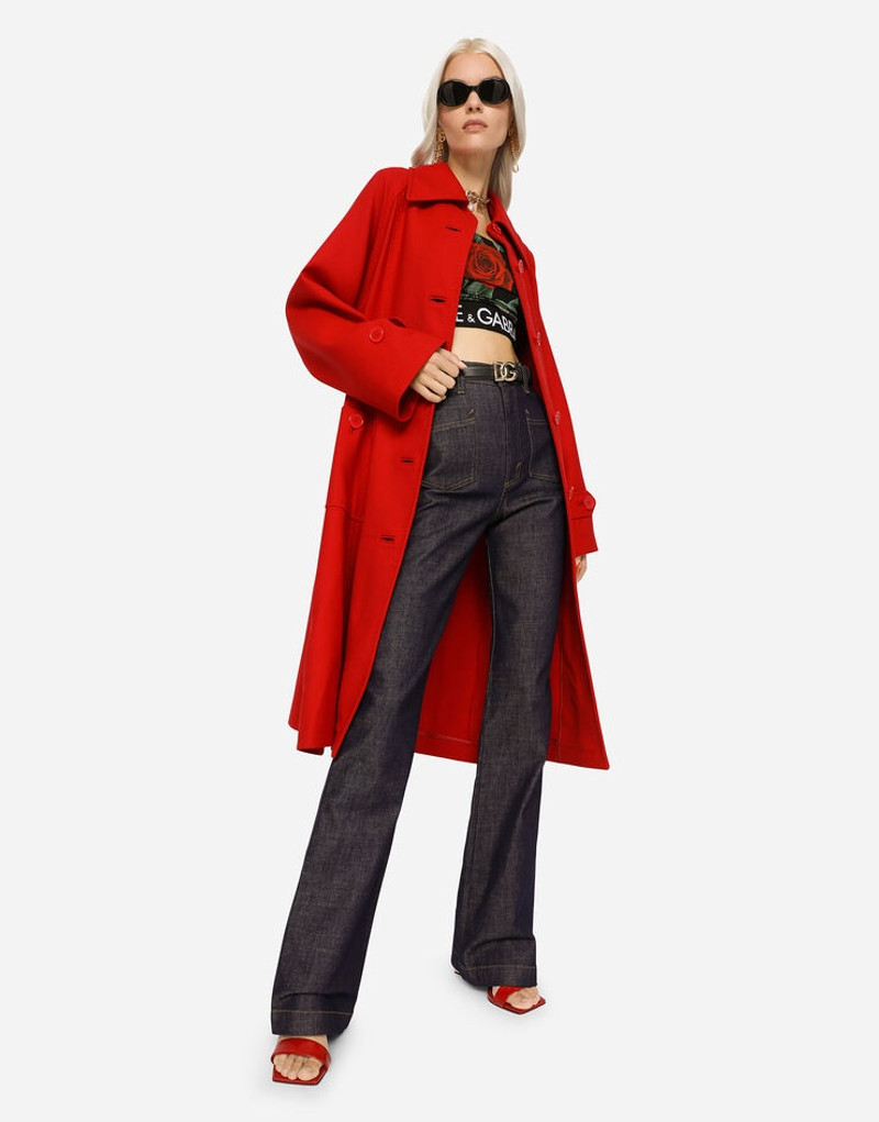 Flared jeans with tobacco-colored stitching 5