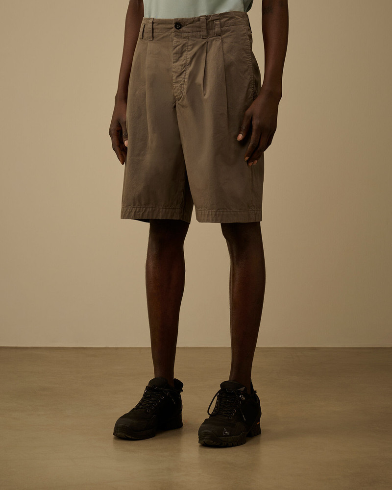 Cotton Gabardine Loose Pinces Shorts 3