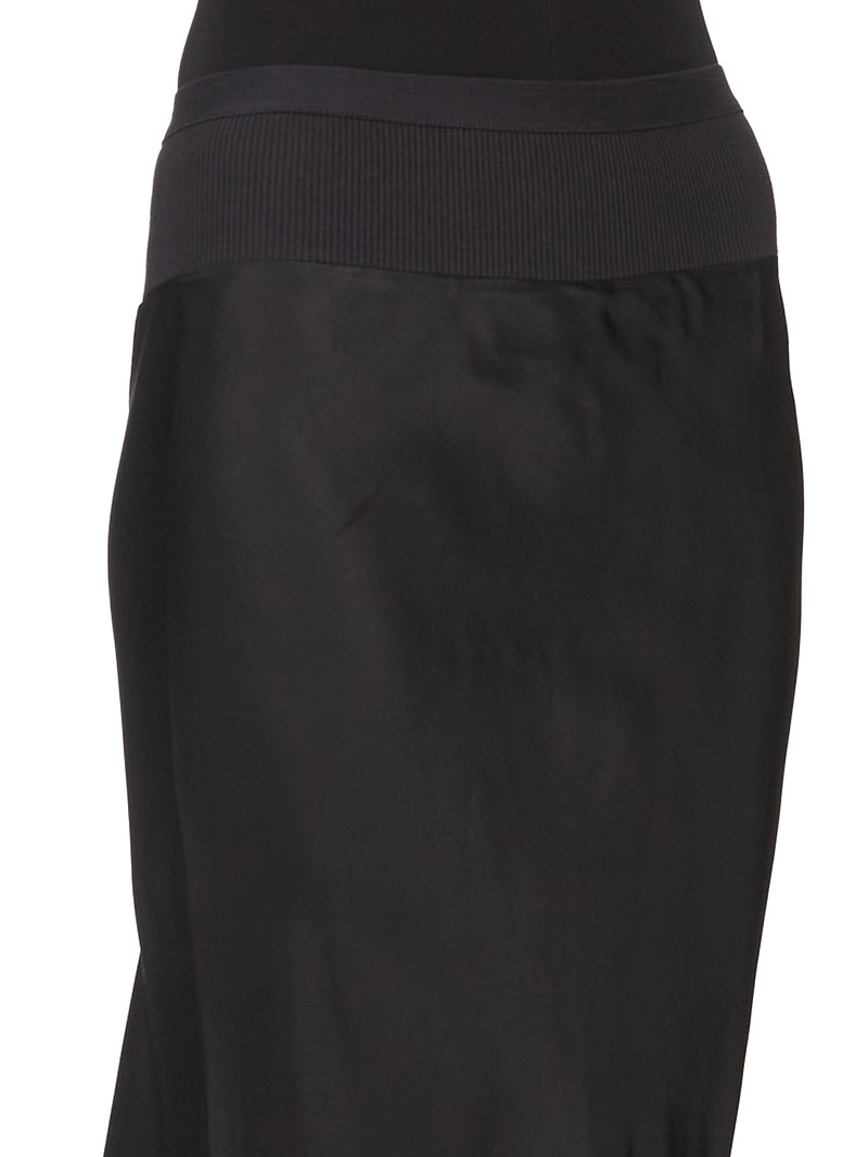 elastic-waistband bias-cut skirt 4