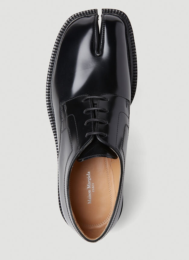 Maison Margiela Tabi Derby Shoes in Black | lncc | REVERSIBLE