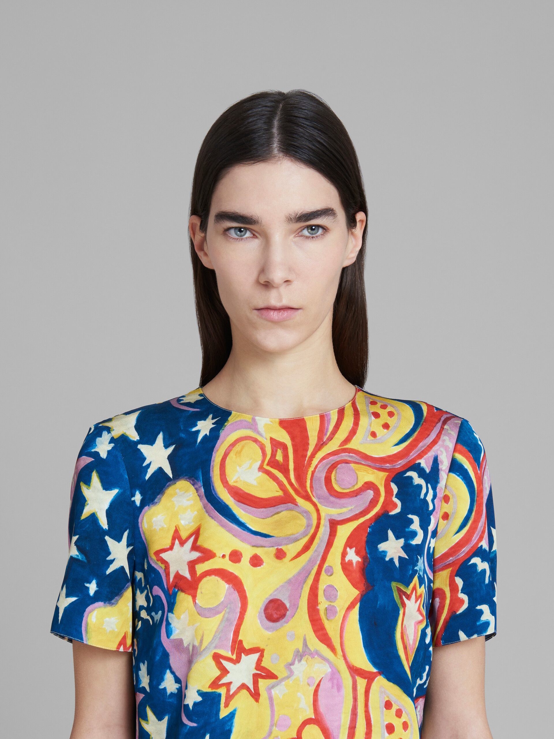 MARNI X NO VACANCY INN - MULTICOLOR SATIN SHORT DRESS WITH GALACTIC PARADISE PRINT - 4