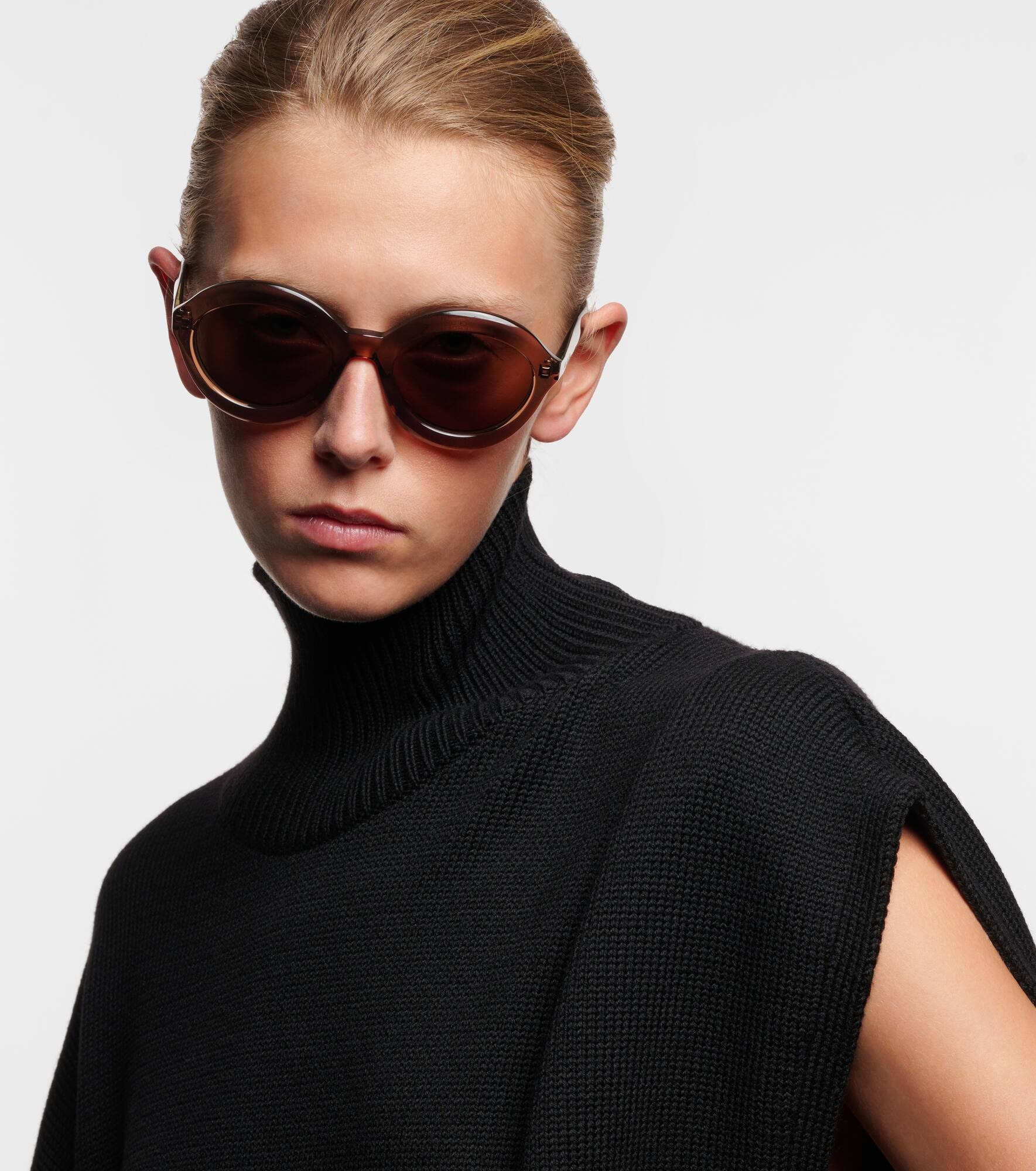 Round sunglasses - 6