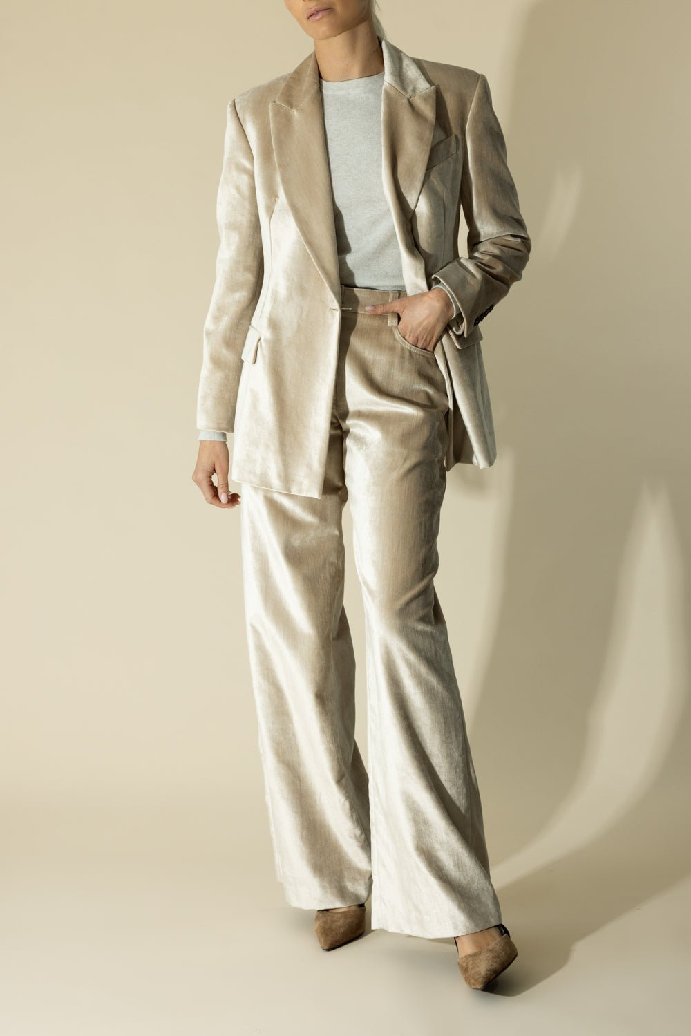 Sleek Loose Trousers - 2