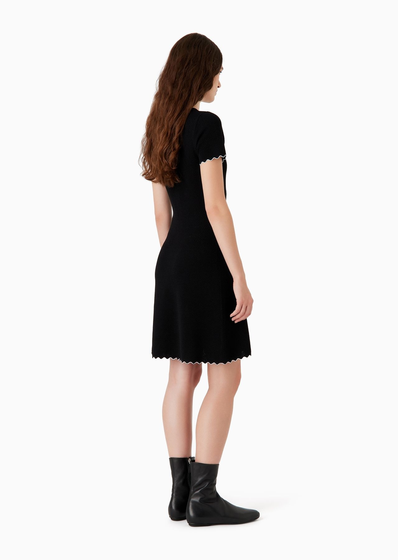 Moss-stitch knit flared dress with belt - 3