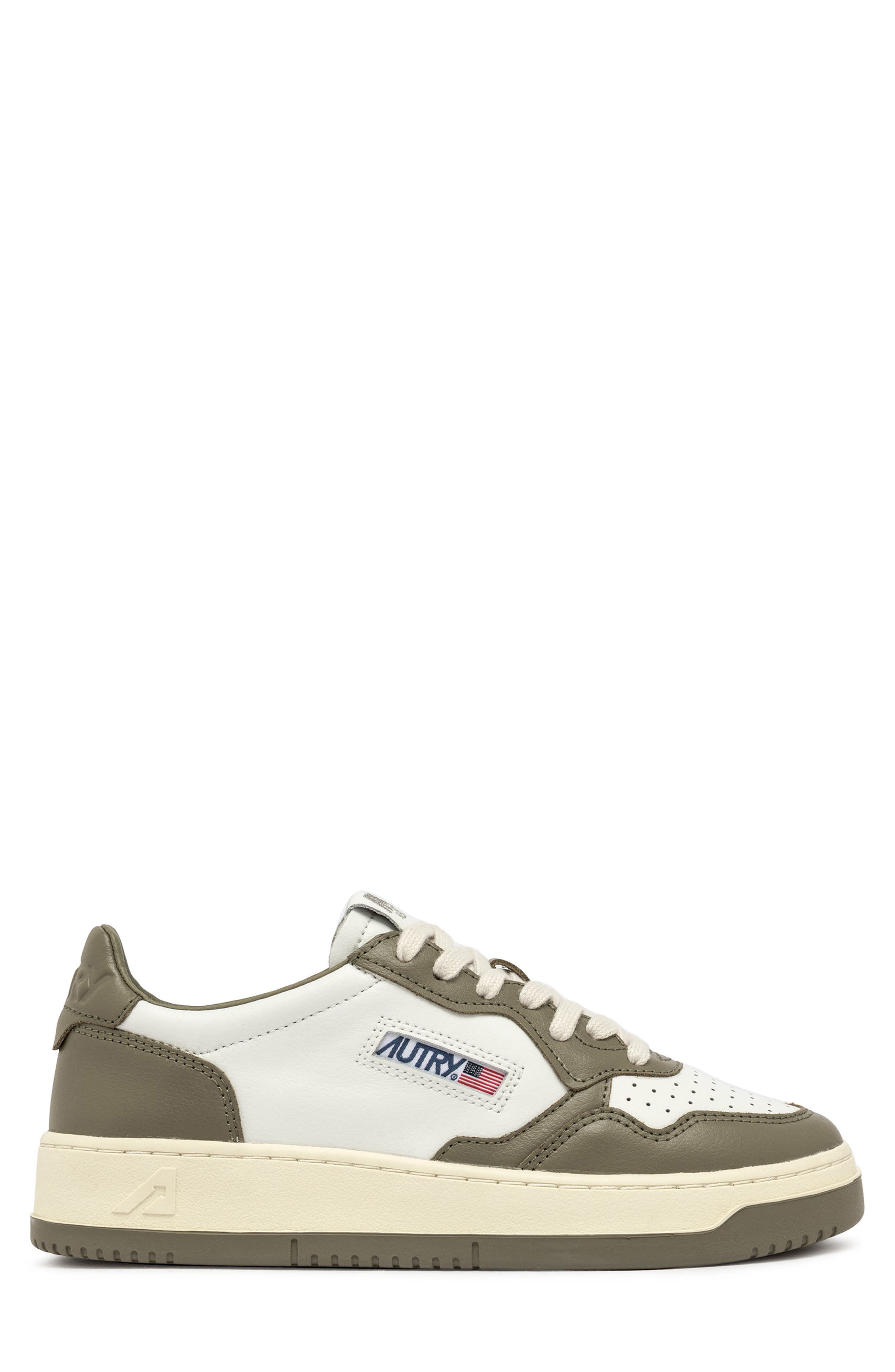 AUTRY Medalist Low Sneaker in White/Green at Nordstrom - 3