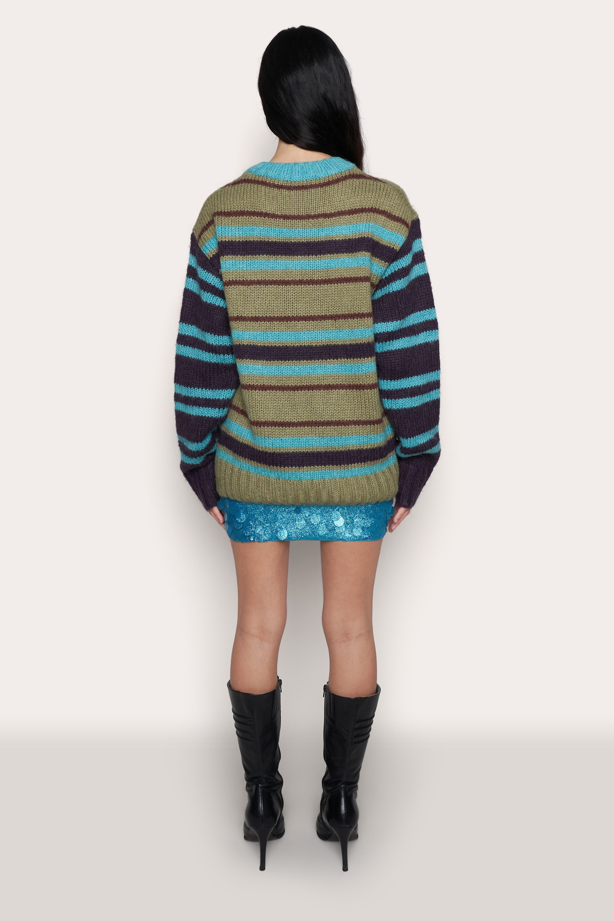 OVERSIZED CREWNECK - 12