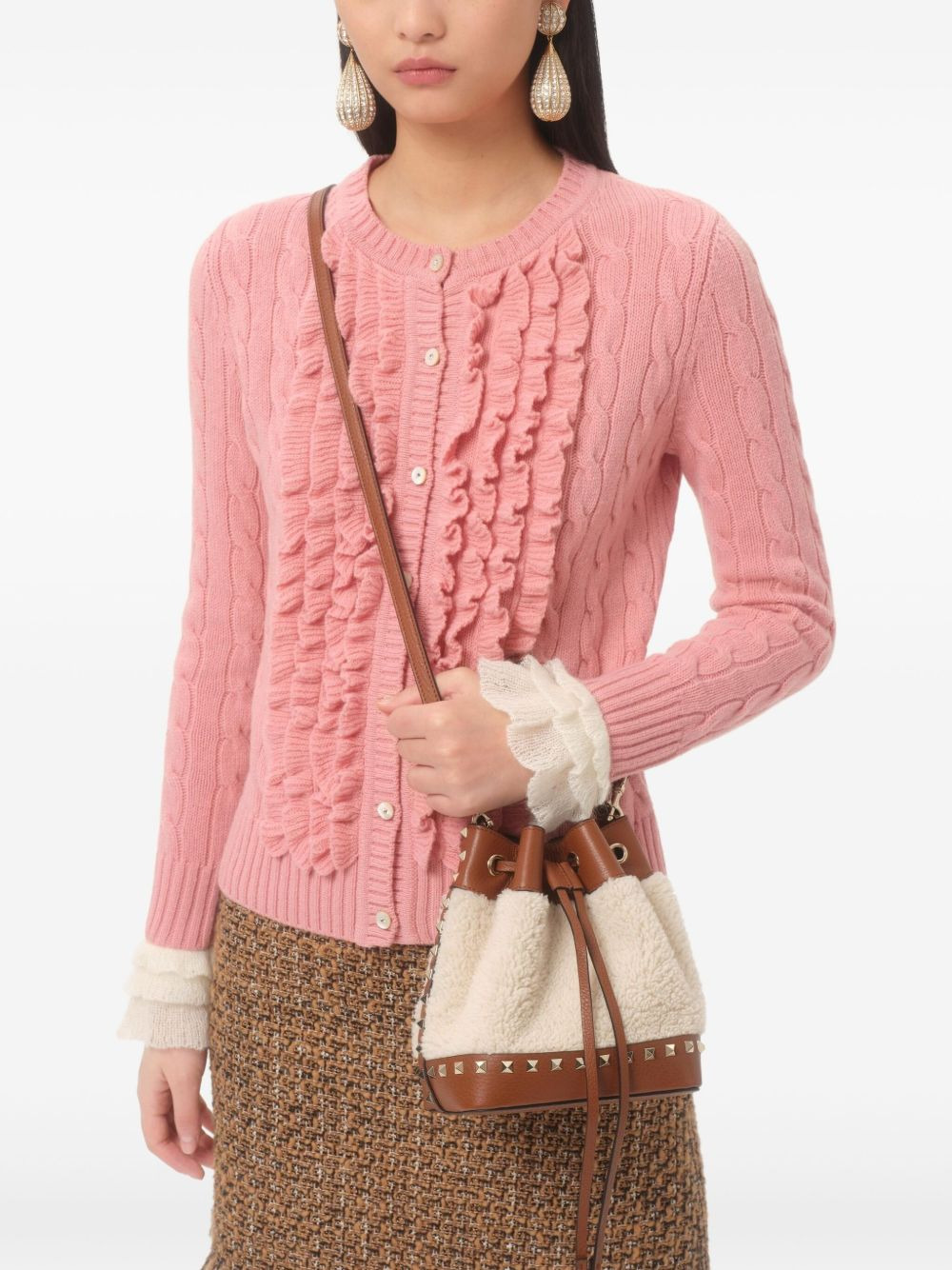 Rockstud shearling bucket bag - 3