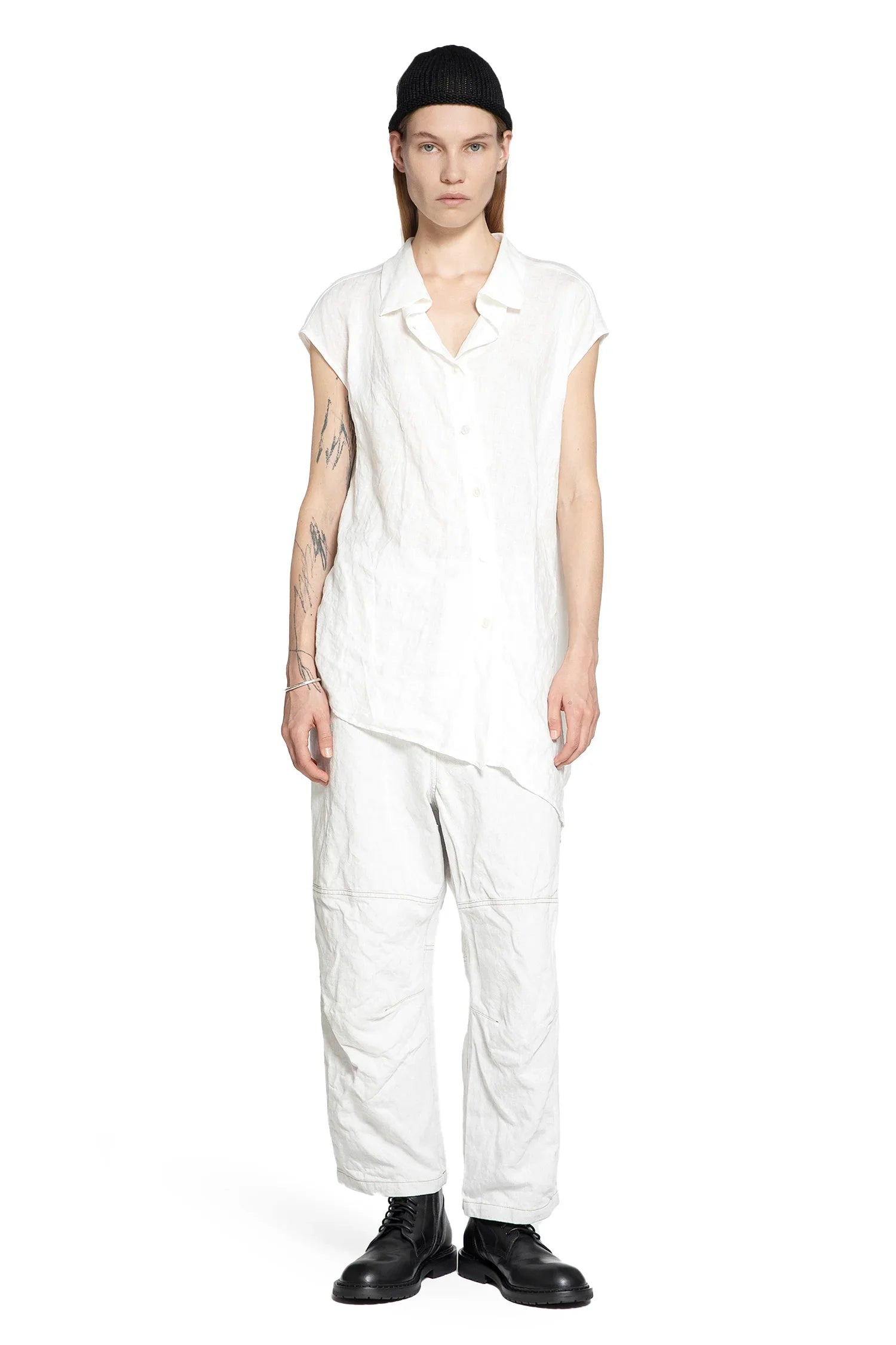 Reclined Sleeveless Shirt - 5