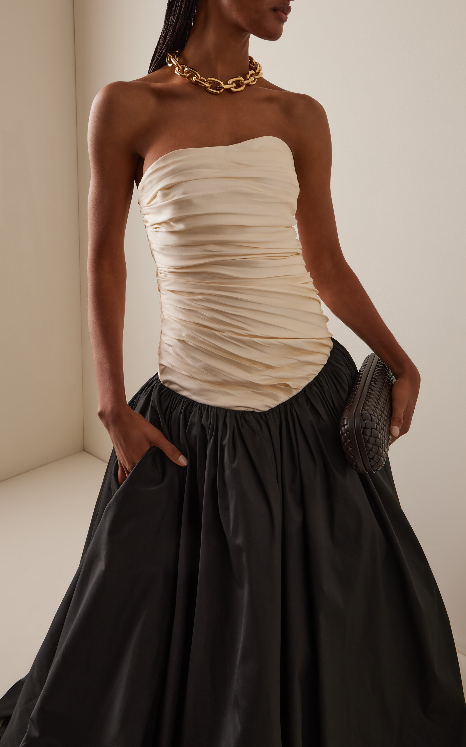 Drop-Waist Silk-Taffeta Gown black/white - 2