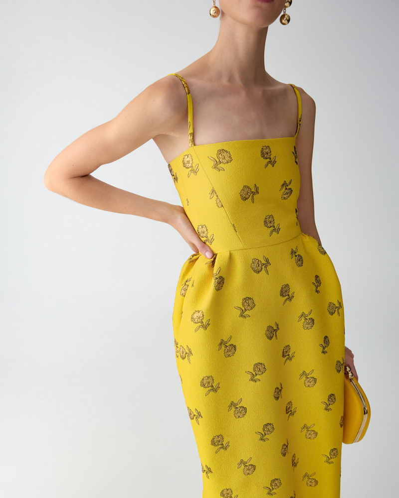 Carnation Jacquard Bell-Shaped Gown 4