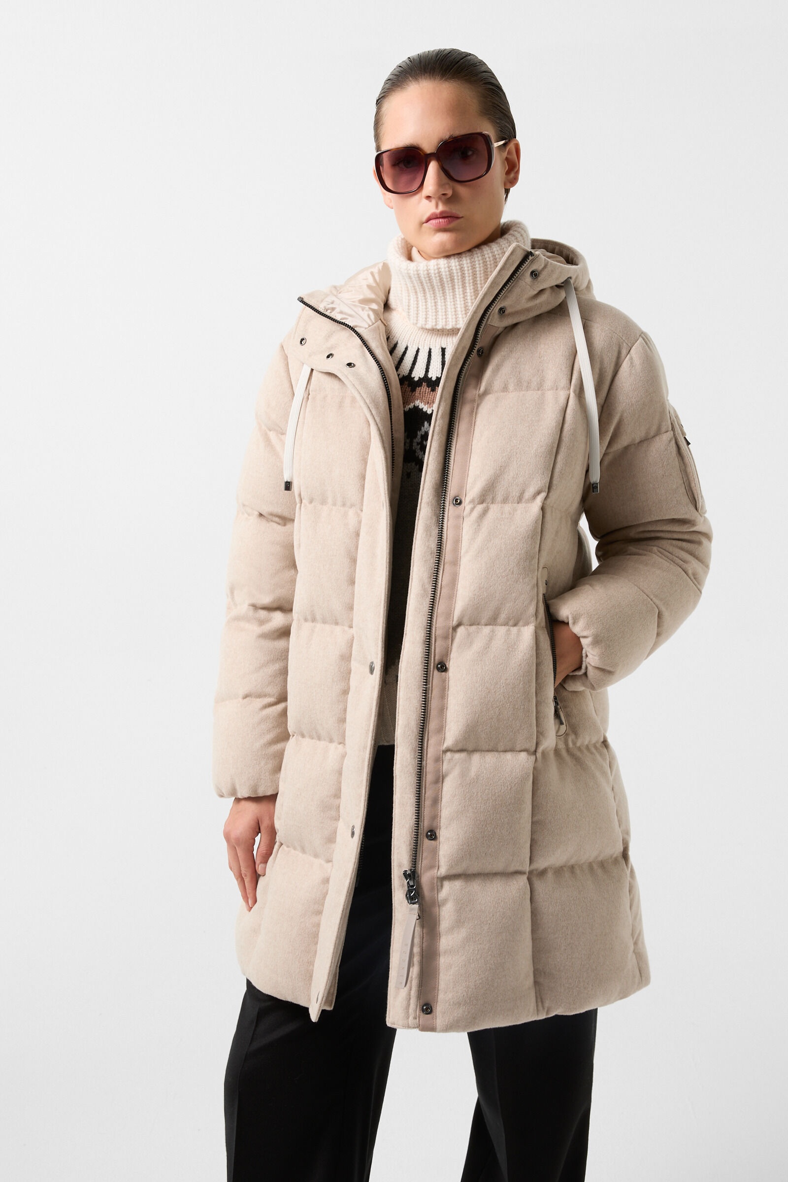 Fanja Cashmere and down coat in Beige - 2