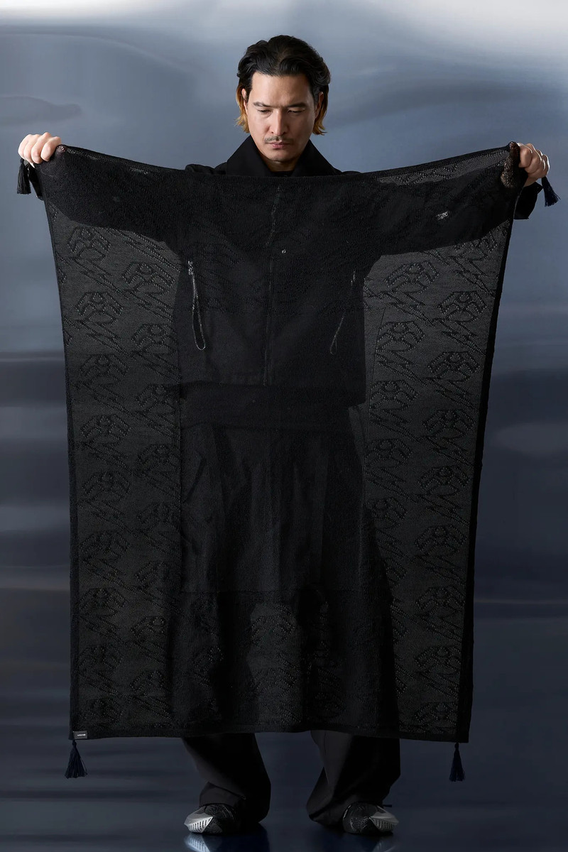 ACRONYM SM1-AK Baby Llama Shemagh outlook