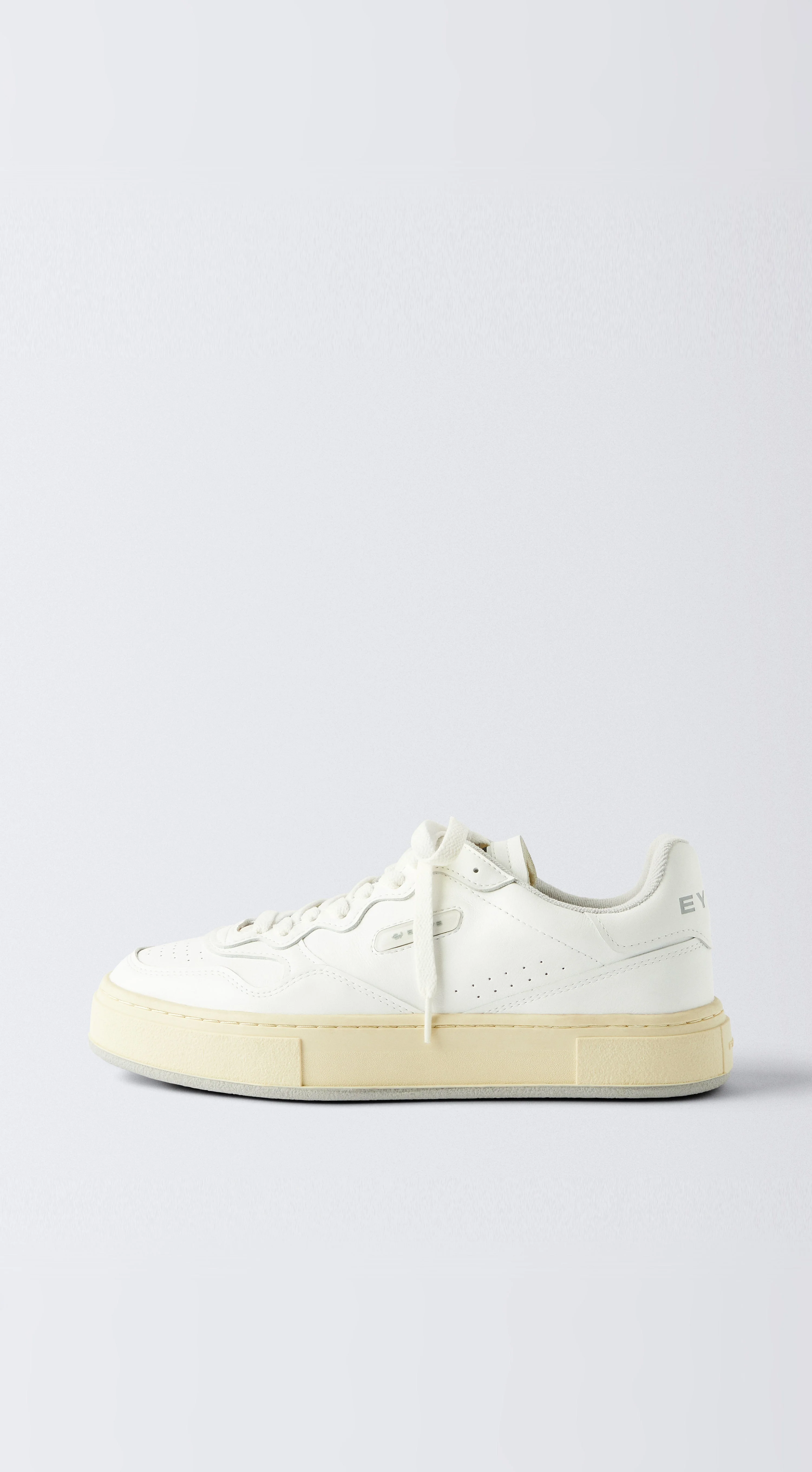 TROPHY LEATHER WHITE - 1