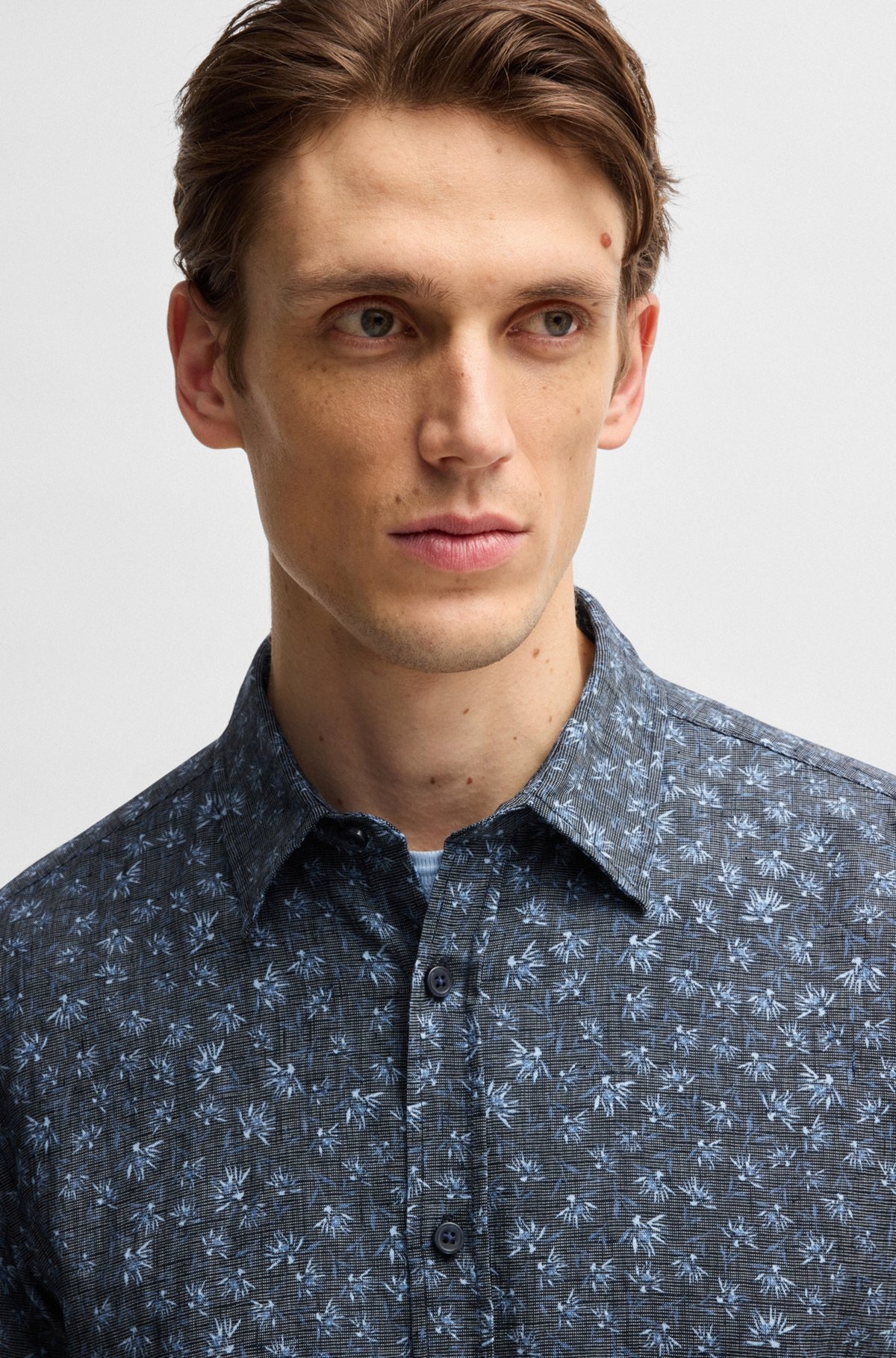 SLIM-FIT SHIRT IN FLORAL-PRINT STRETCH LINEN - 3