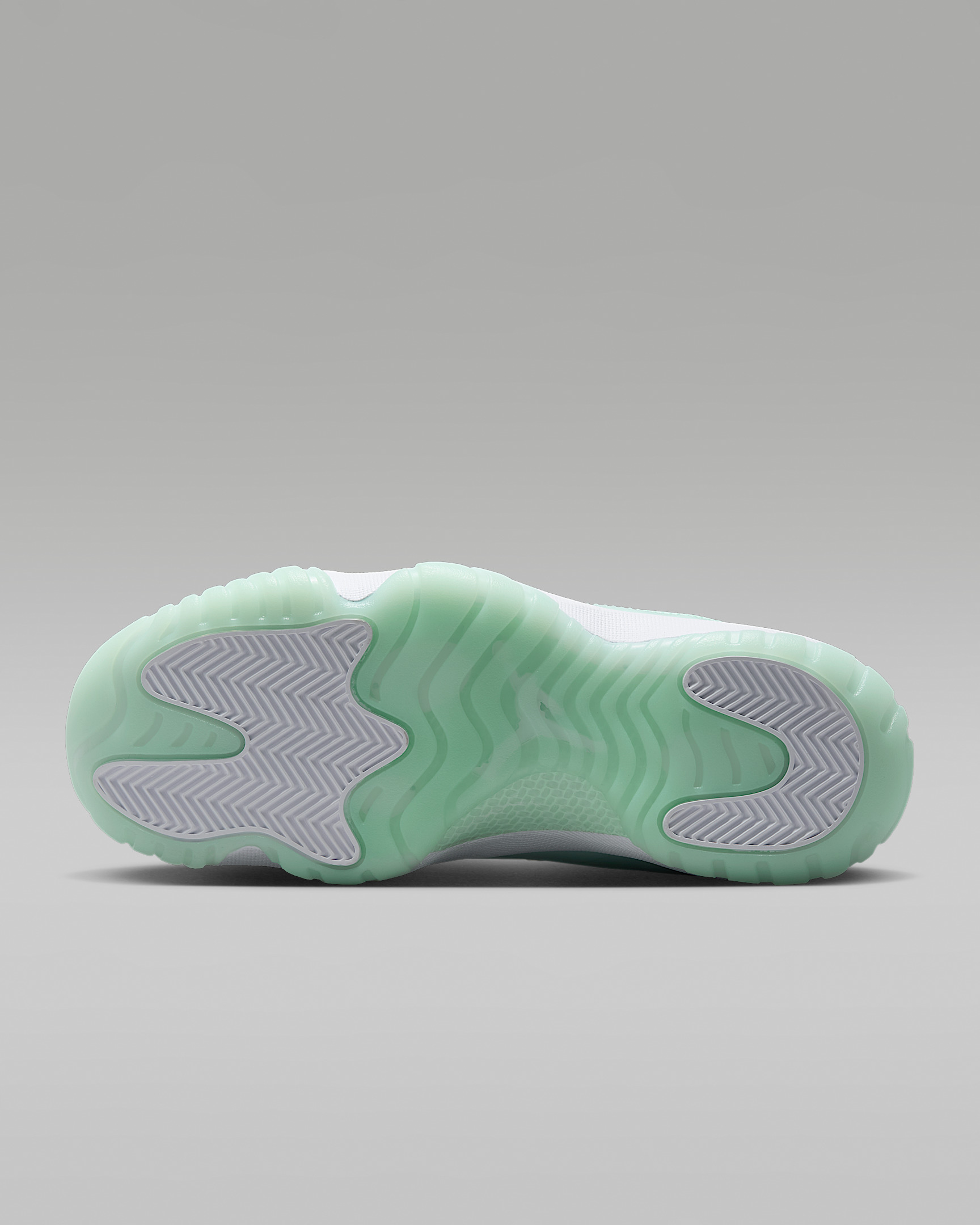 Air Jordan 11 Retro Low "Igloo" Women's Shoes - 2