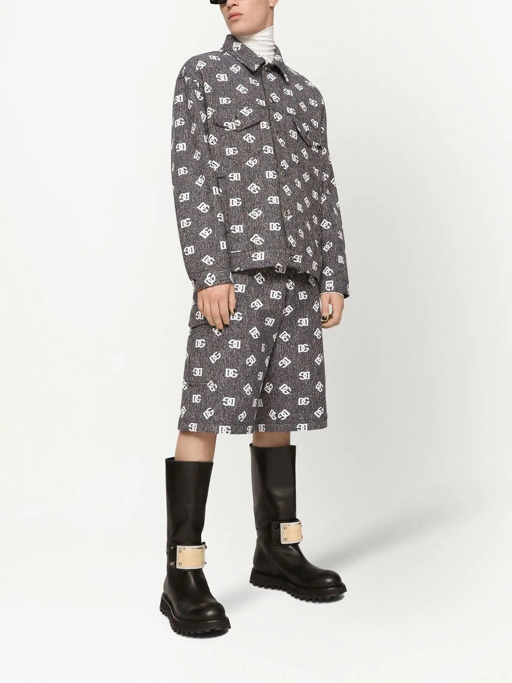 logo-print denim cargo shorts - 2