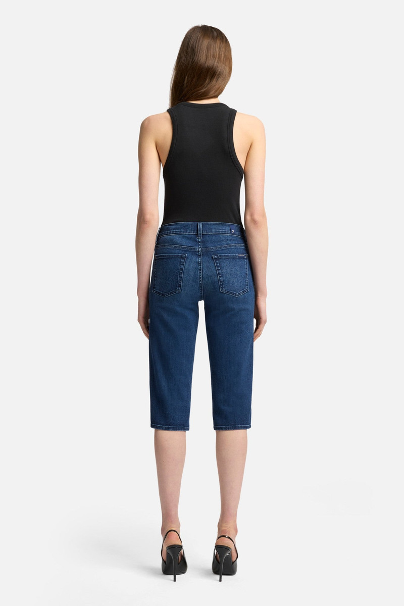 Slim Illusion Capri in Soho Dark 5