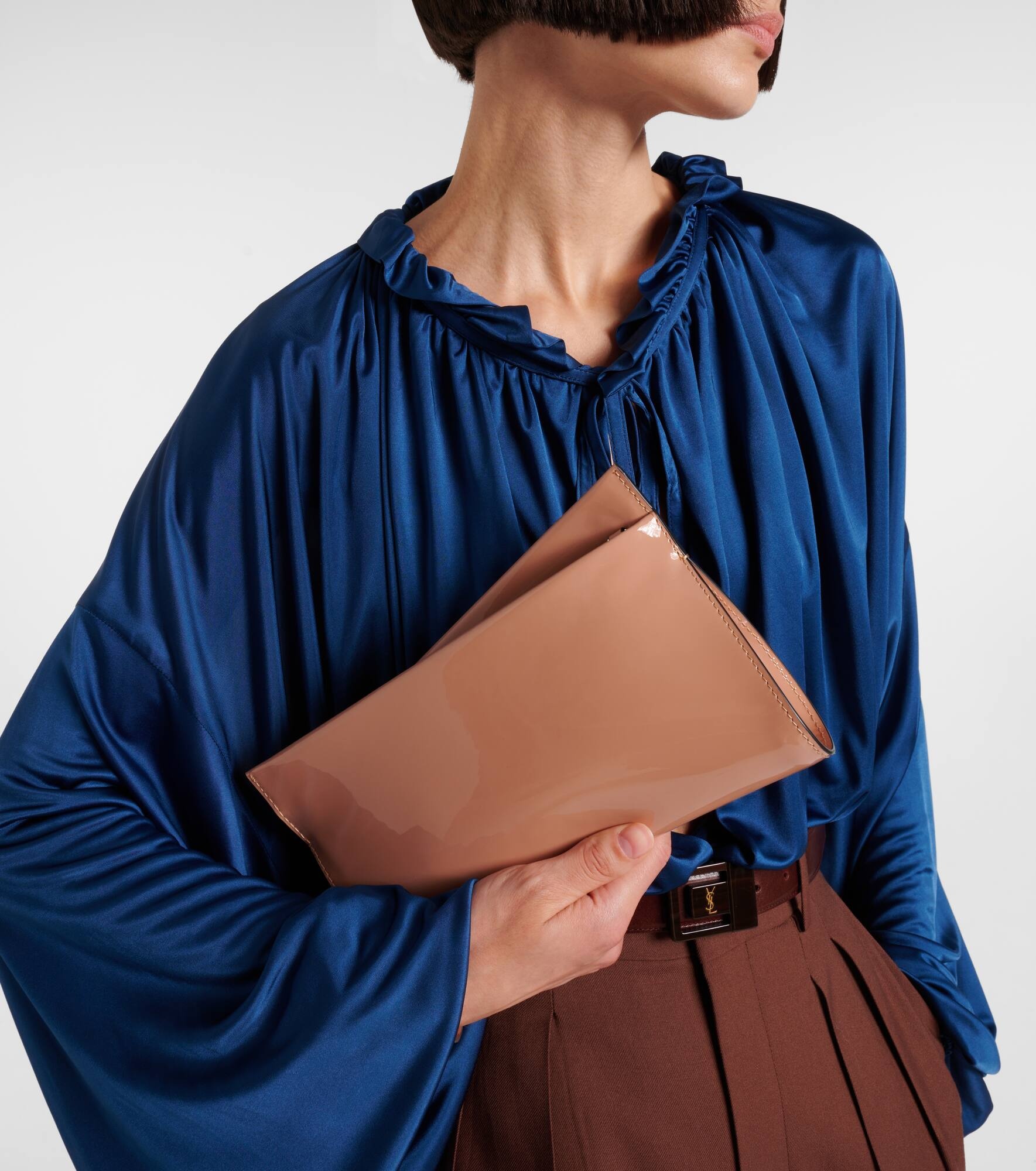 Loubitwist Small patent leather clutch - 2