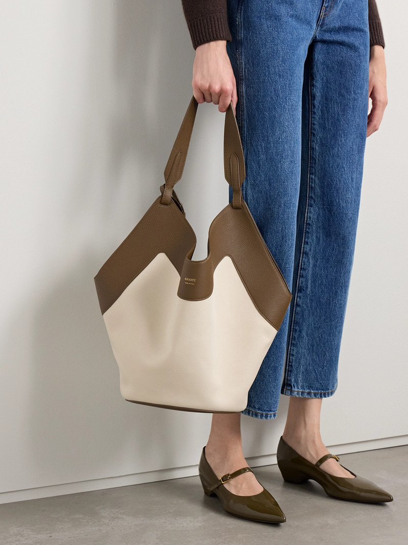 KHAITE 중간 로터스 tote 부대 outlook
