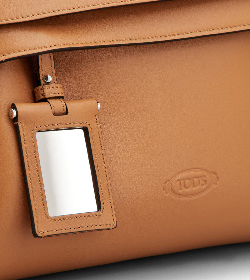 TOD'S WAVE BAG IN LETHER SMALL - BROWN 6