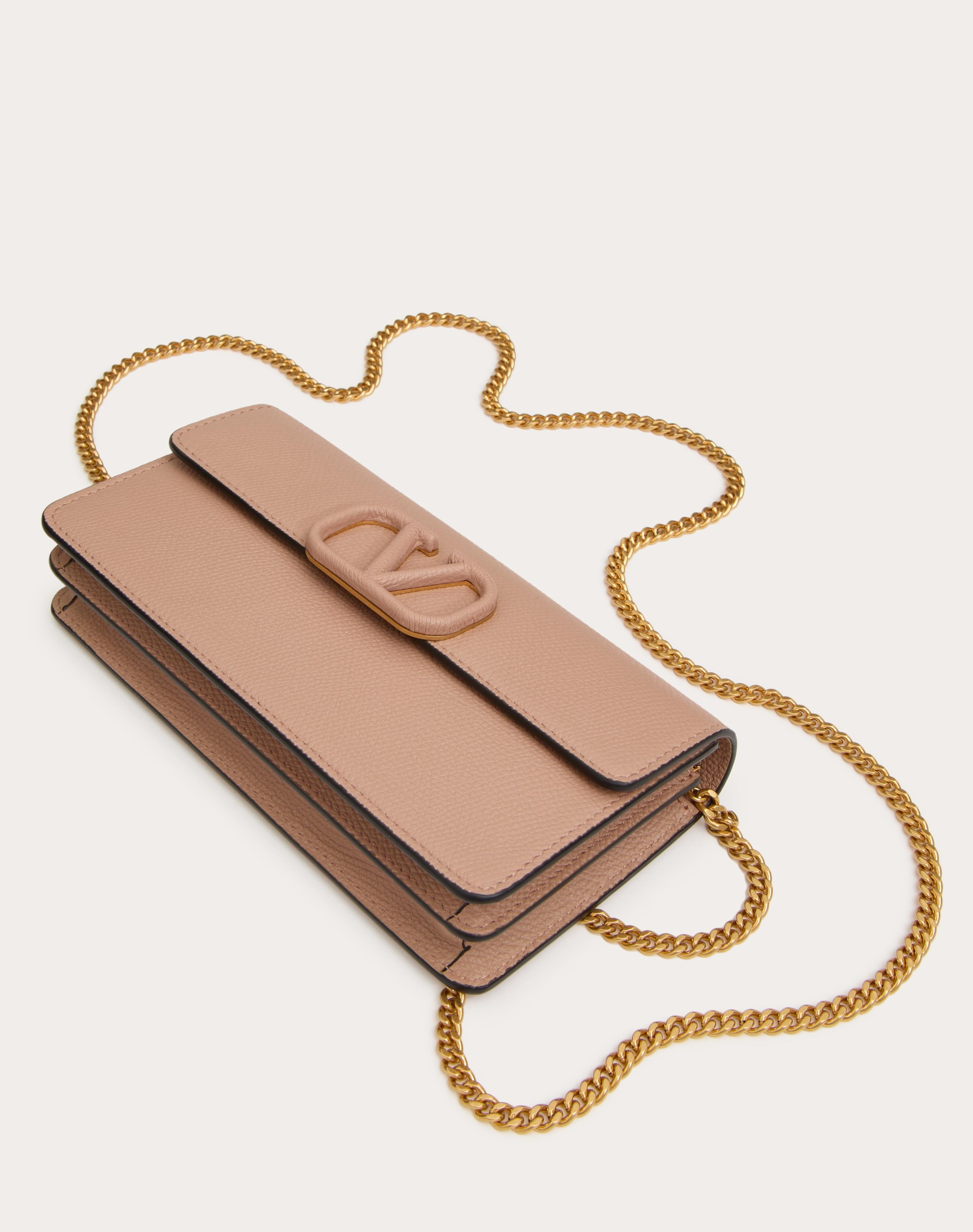 VLOGO SIGNATURE GRAINY CALFSKIN WALLET WITH CHAIN - 5