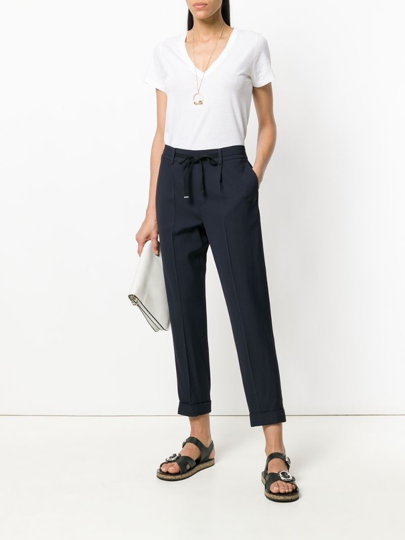 Vince V-neck T-shirt outlook