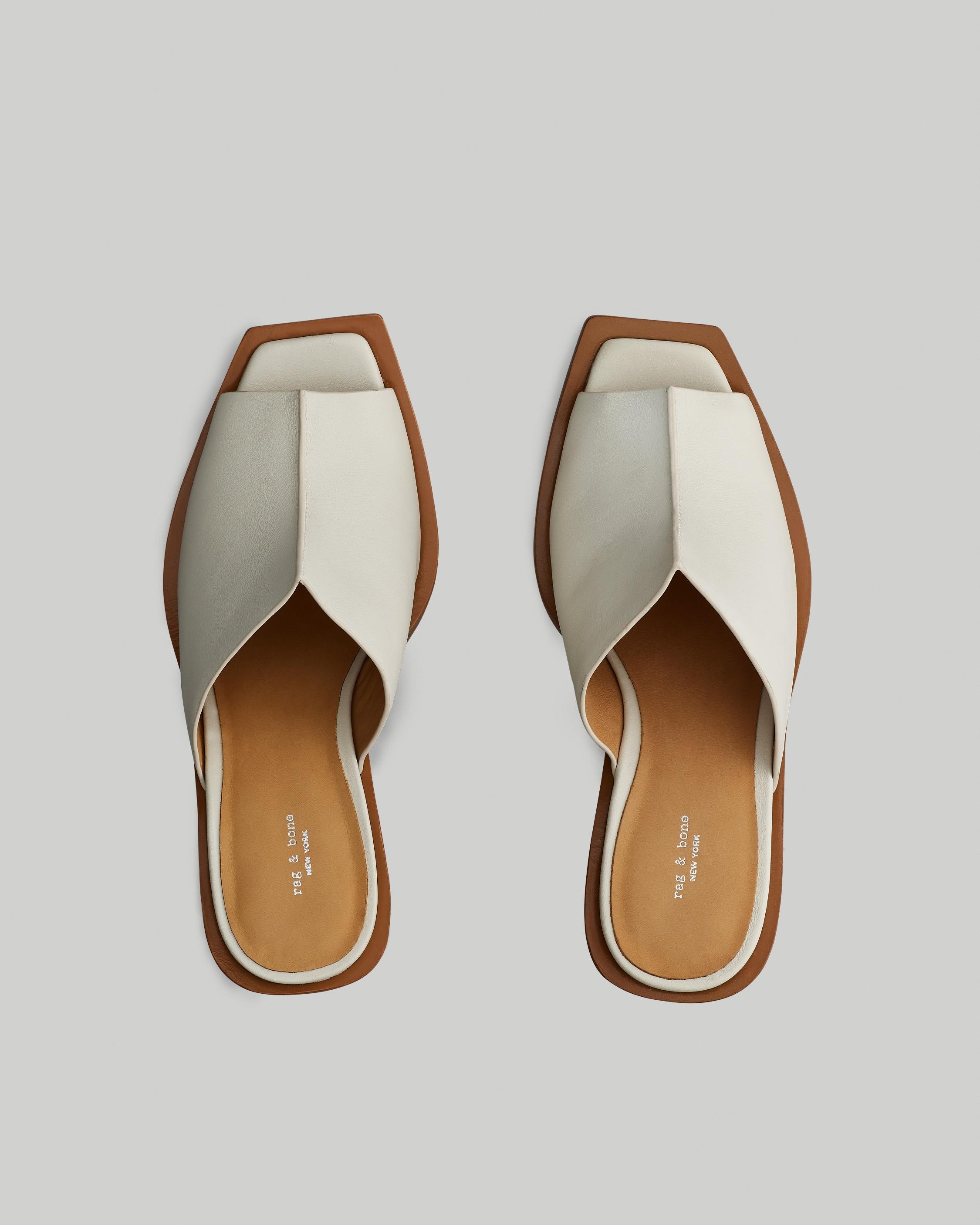 Santiago Wedge Sandal - Leather
Platform Sandal - 4