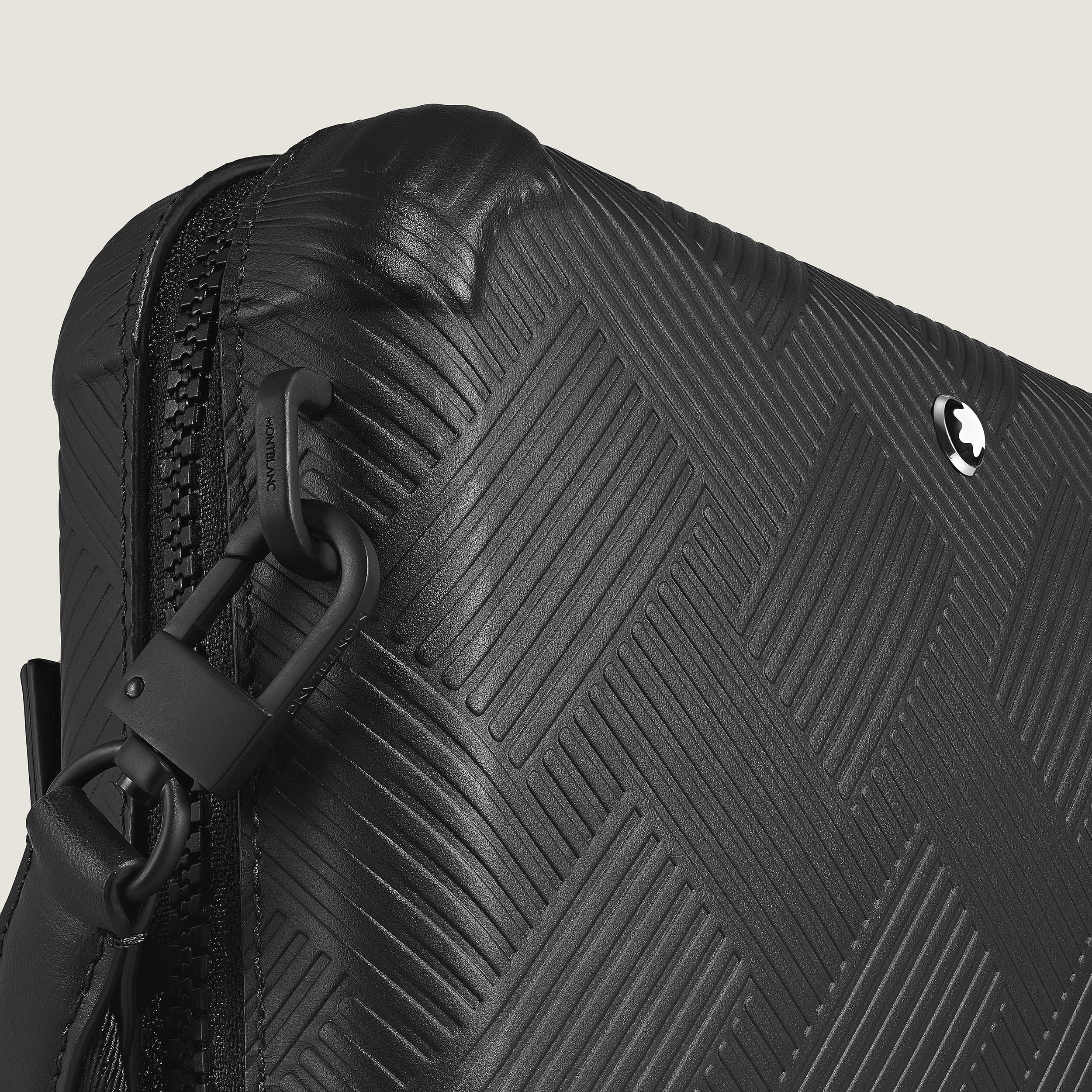 TRAVEL CASE - 2