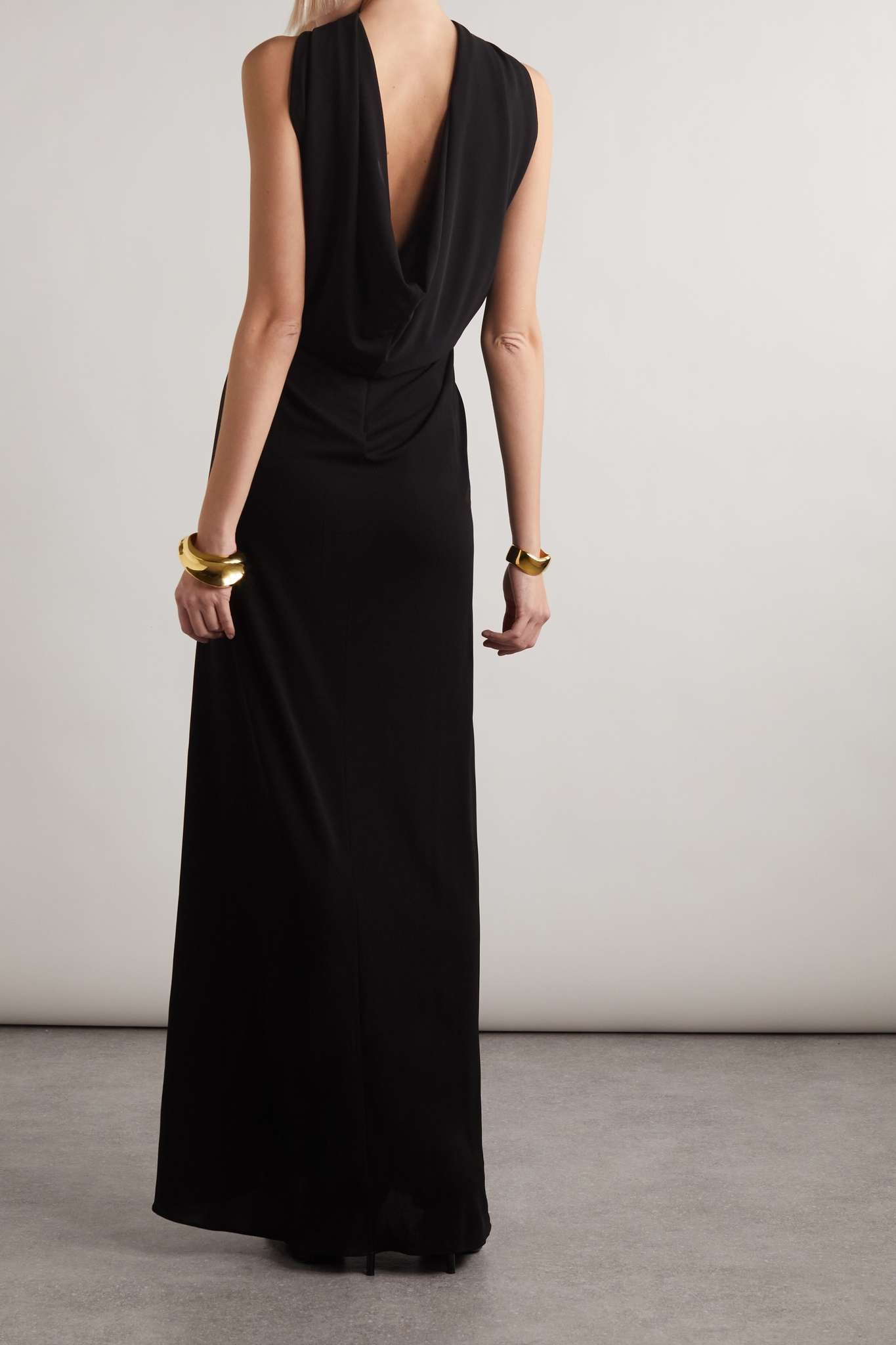 Strapless draped crepe gown - 3