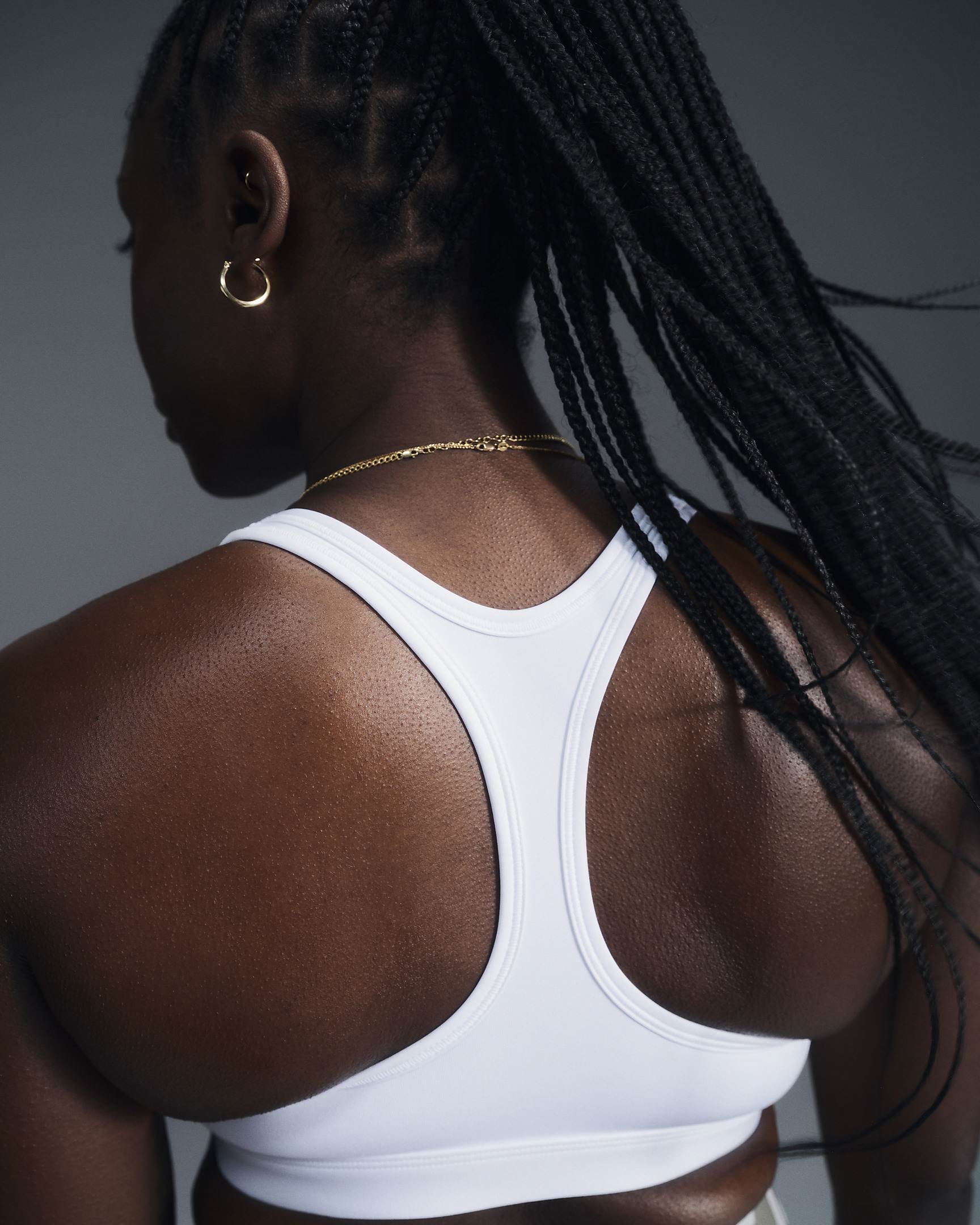 Nike Swoosh Light Support Women's Non-Padded Sports Bra - 3