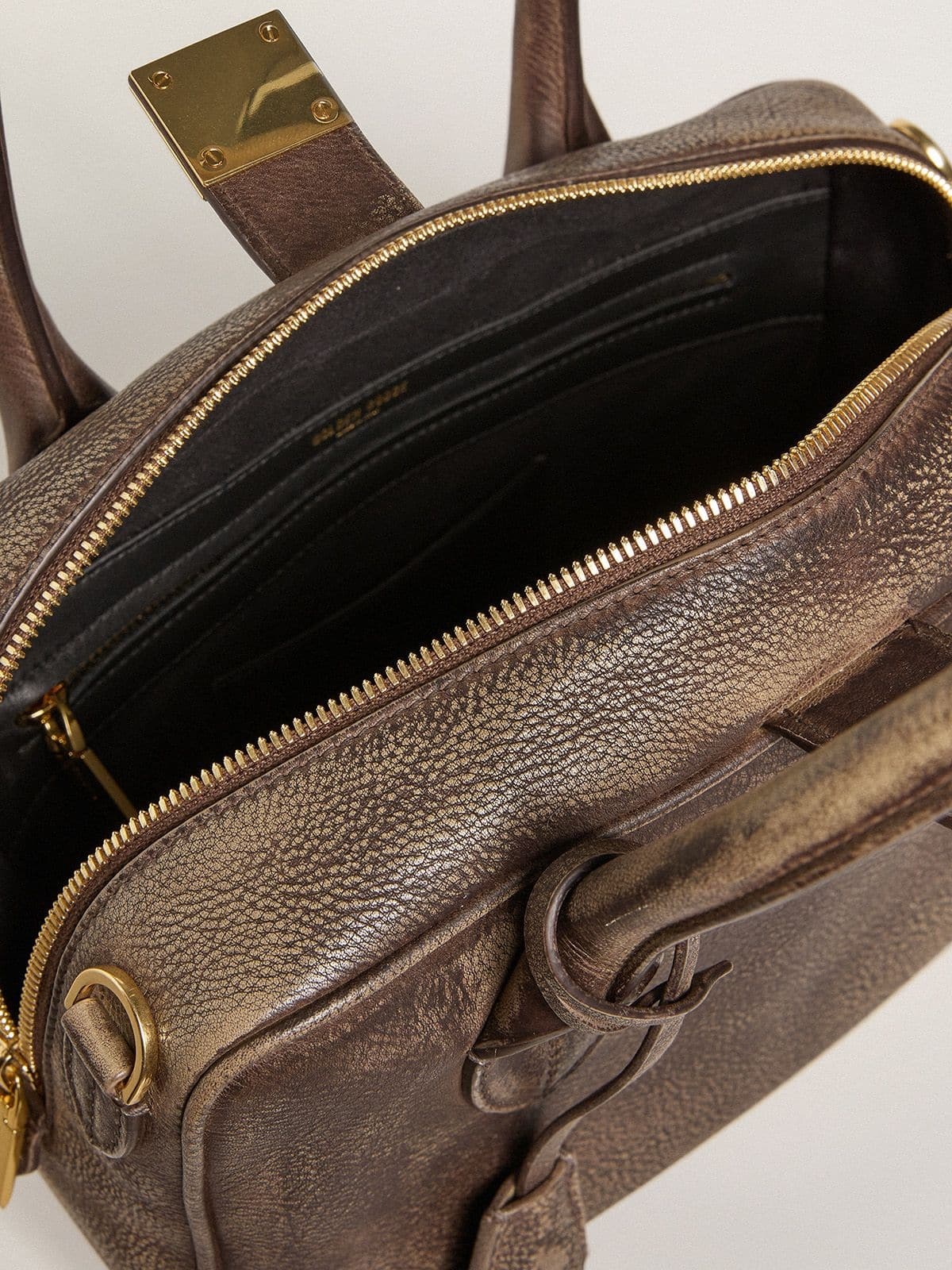 Vita Bag in brown vintage leather with gold details - 6