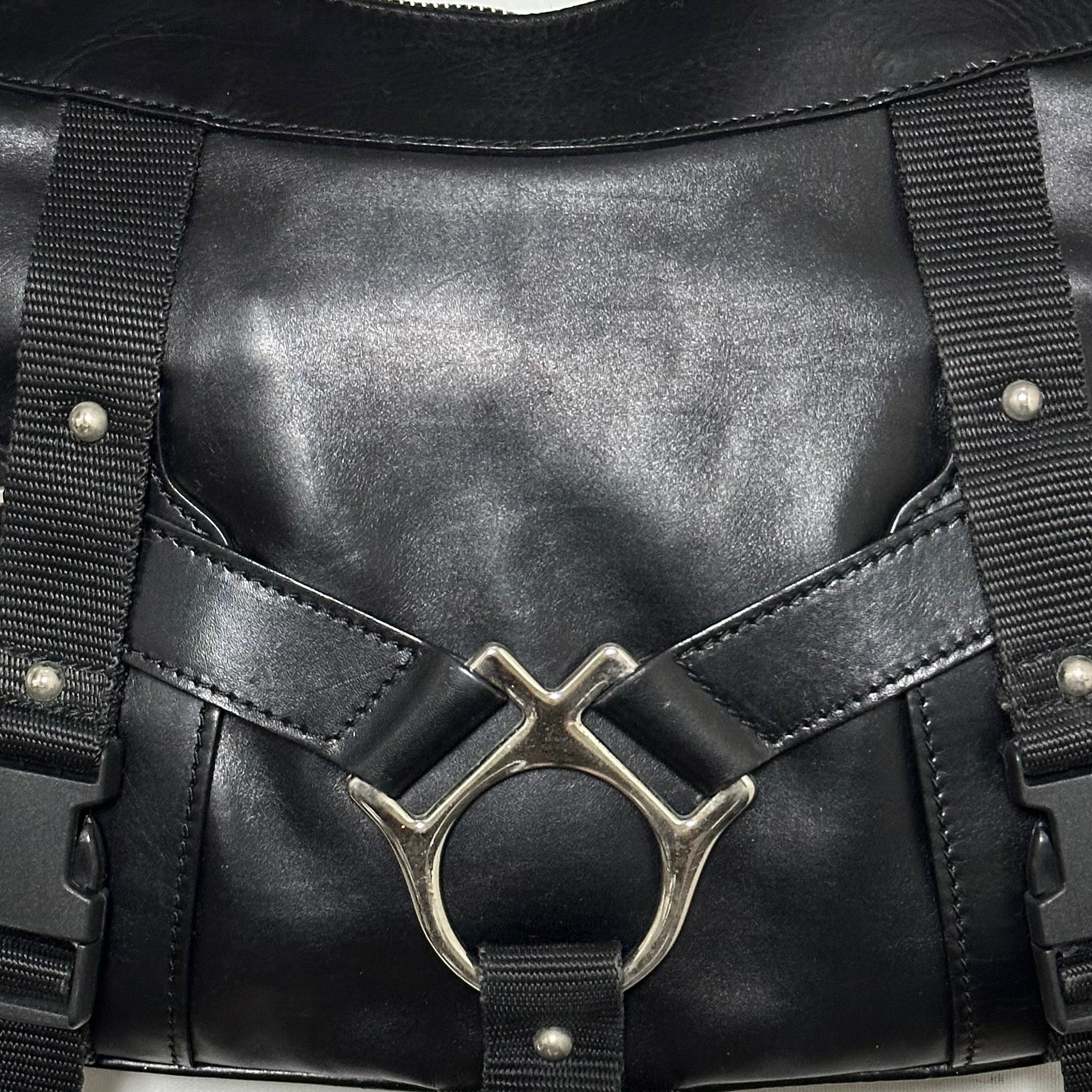 DOLCE&GABBANA Fall Winter 2003 Bondage Leather Shoulder Bag - 6