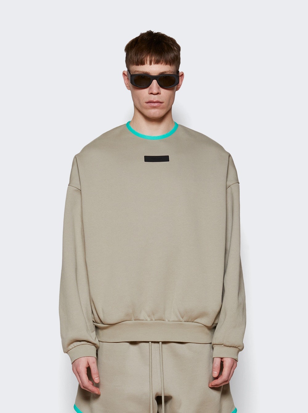 【ESSENTIALS】Crewneck Sweater/Seal(192SP244685F） ESSENTIALS CREWNECK SWEATER - SEAL | feature | REVERSIBLE