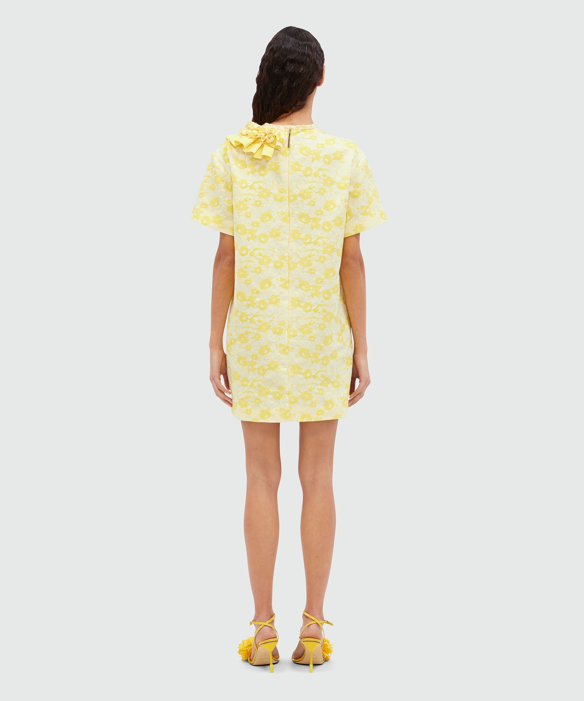 Short dress in yellow floral jacquard - 3