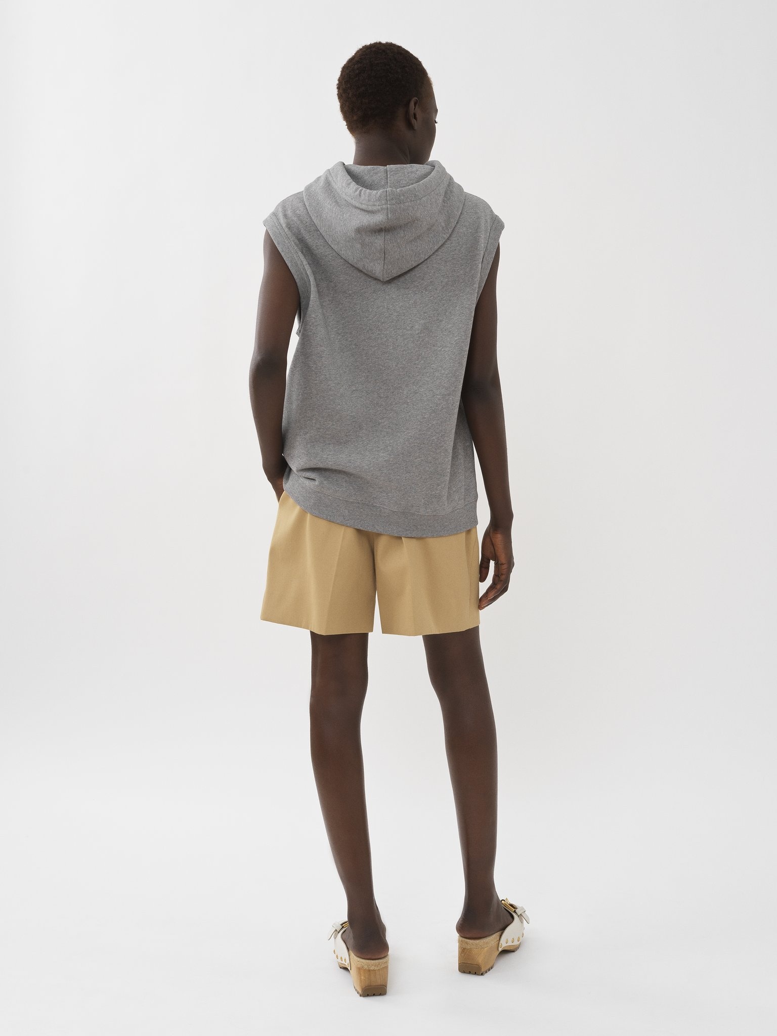 SLEEVELESS HOODED SWEATER - 5