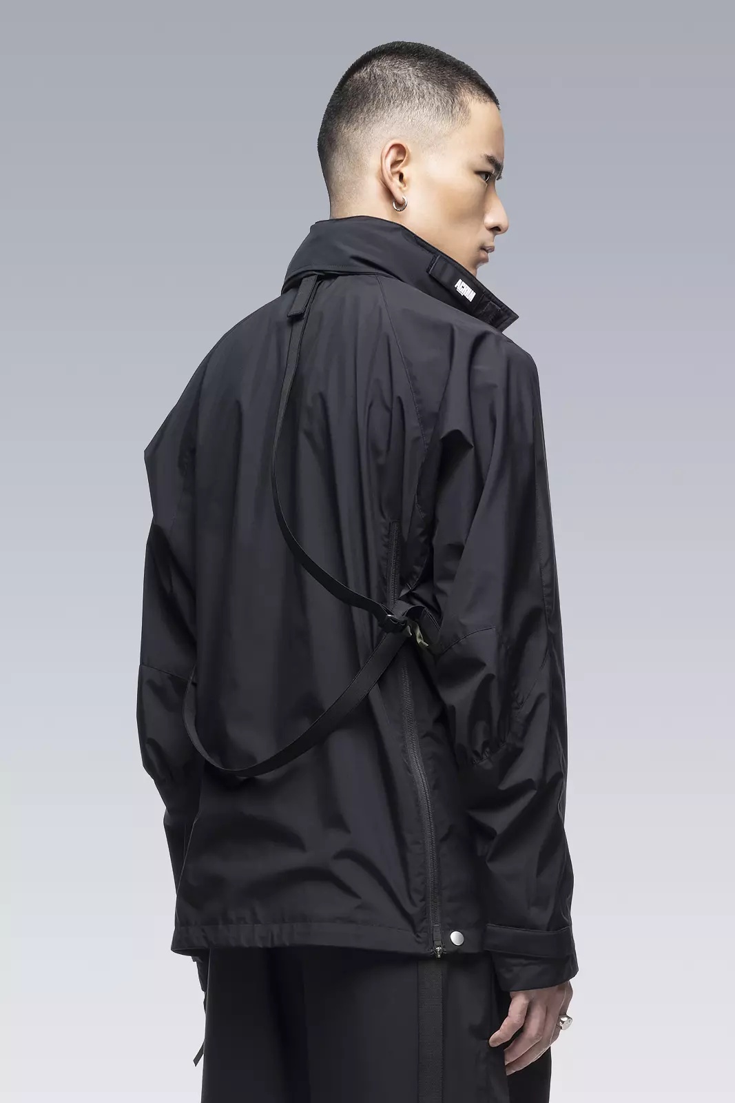 J119-WS 2L Gore-Tex® Infinium™ Windstopper® Interops Jacket Black - 4